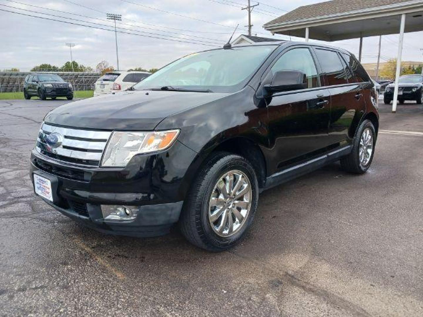 2007 Black Ford Edge SEL Plus FWD (2FMDK39C67B) with an 3.5L V6 DOHC 24V engine, 6-Speed Automatic transmission, located at 4508 South Dixie Dr, Moraine, OH, 45439, (937) 908-9800, 39.689976, -84.218452 - Photo#2