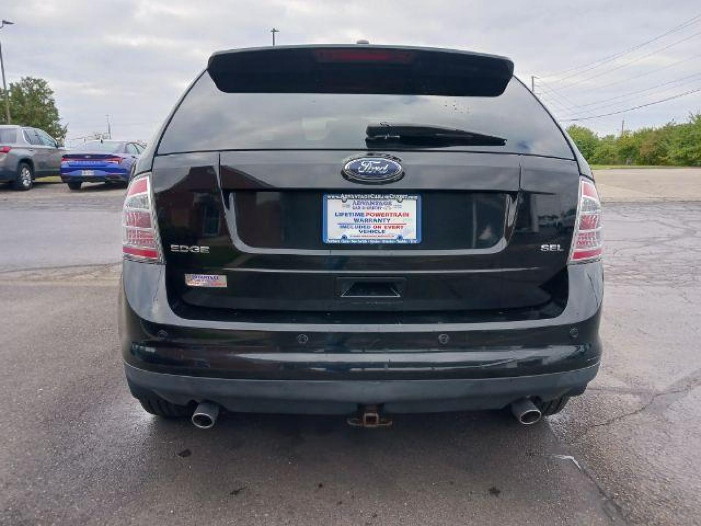 2007 Black Ford Edge SEL Plus FWD (2FMDK39C67B) with an 3.5L V6 DOHC 24V engine, 6-Speed Automatic transmission, located at 4508 South Dixie Dr, Moraine, OH, 45439, (937) 908-9800, 39.689976, -84.218452 - Photo#5