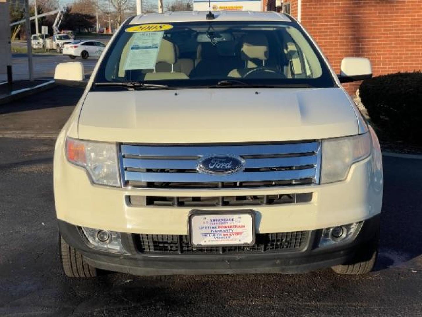 2008 White Sand Tri Coat Metallic Ford Edge SEL FWD (2FMDK38C98B) with an 3.5L V6 DOHC 24V engine, 6-Speed Automatic transmission, located at 1230 East Main St, Xenia, OH, 45385, (937) 908-9800, 39.688026, -83.910172 - Photo#5