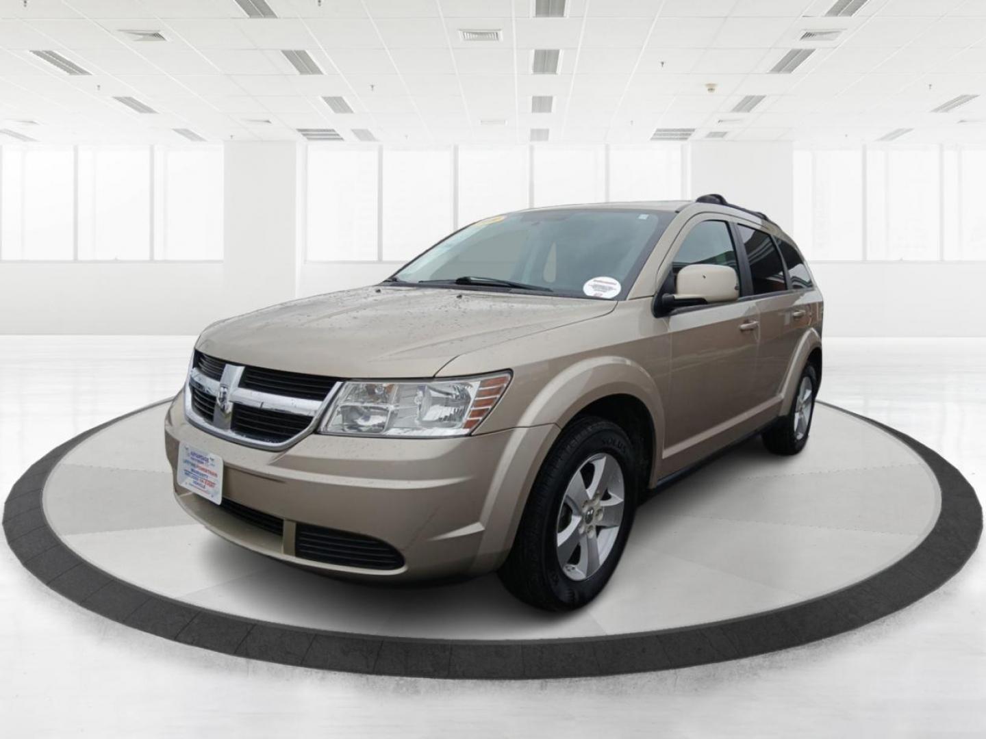 2009 Light Sandstone Metallic Dodge Journey SXT (3D4GG57V09T) with an 3.5L V6 SOHC 24V engine, 6-Speed Automatic Overdrive transmission, located at 1230 East Main St, Xenia, OH, 45385, (937) 908-9800, 39.688026, -83.910172 - Photo#7