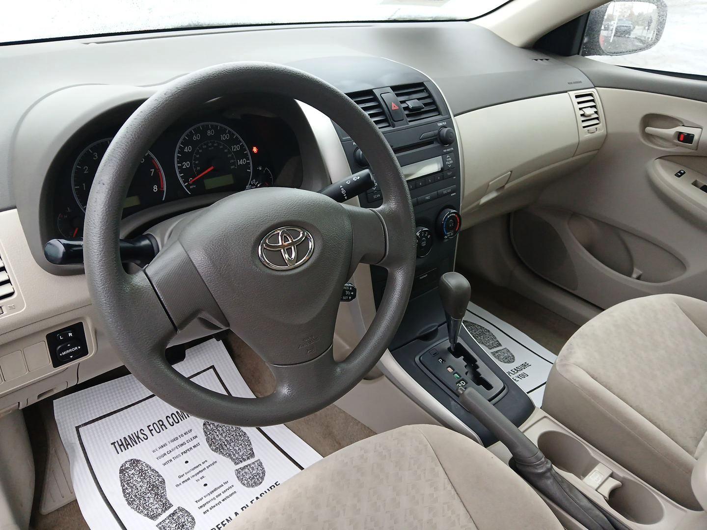 2009 Toyota Corolla LE 4-Speed AT (JTDBL40E79J) with an 1.8L L4 DOHC 16V engine, 4-Speed Automatic transmission, located at 8750 N County Rd 25A, Piqua, OH, 45356, (937) 908-9800, 40.164391, -84.232513 - One Owner - Photo#8