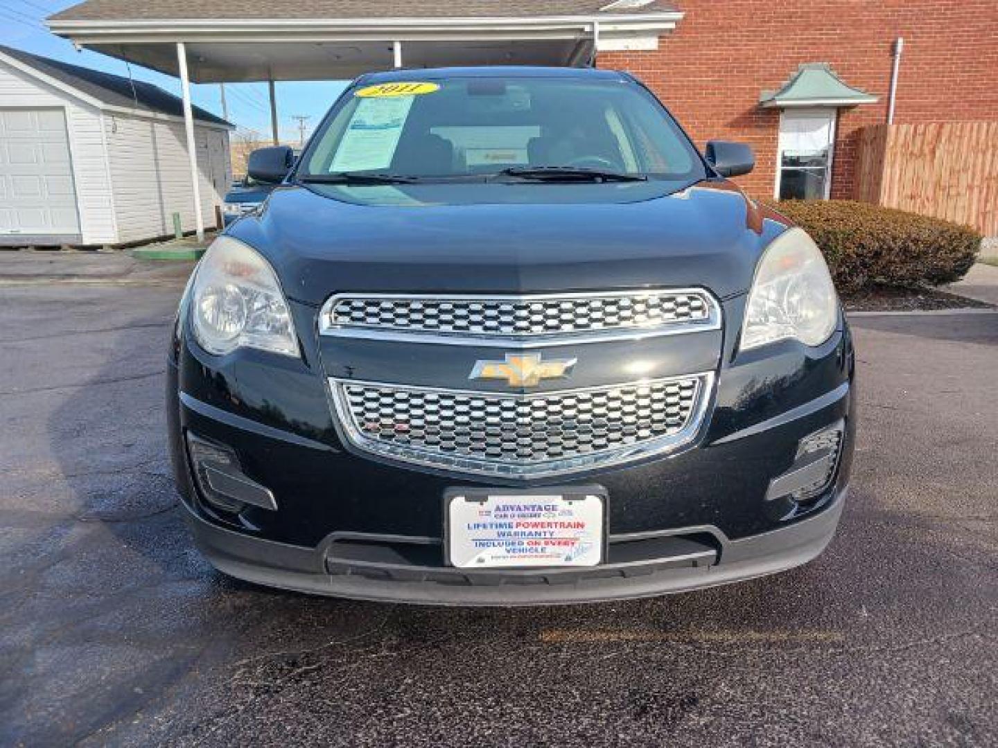 2011 Black Chevrolet Equinox 1LT 2WD (2GNALDEC5B1) with an 2.4L L4 DOHC 16V engine, 6-Speed Automatic transmission, located at 880 E. National Road, Vandalia, OH, 45377, (937) 908-9800, 39.891918, -84.183594 - Photo#1