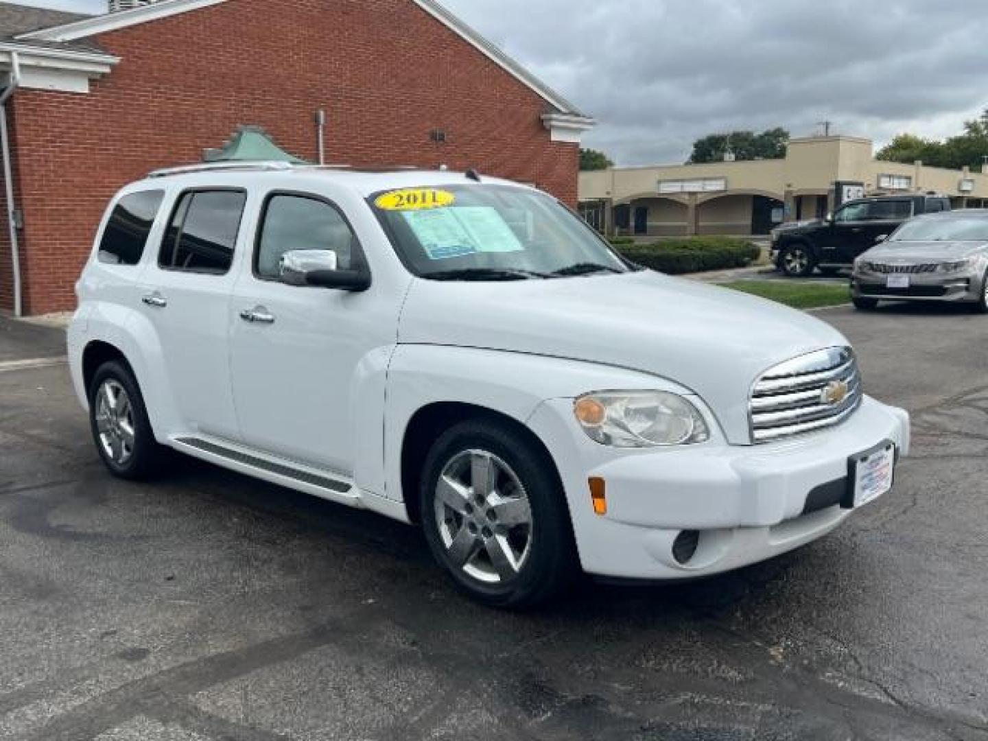 2011 Arctic Ice Chevrolet HHR 1LT (3GNBABFW7BS) with an 2.2L L4 DOHC 16V FFV engine, 4-Speed Automatic transmission, located at 880 E. National Road, Vandalia, OH, 45377, (937) 908-9800, 39.891918, -84.183594 - Photo#0