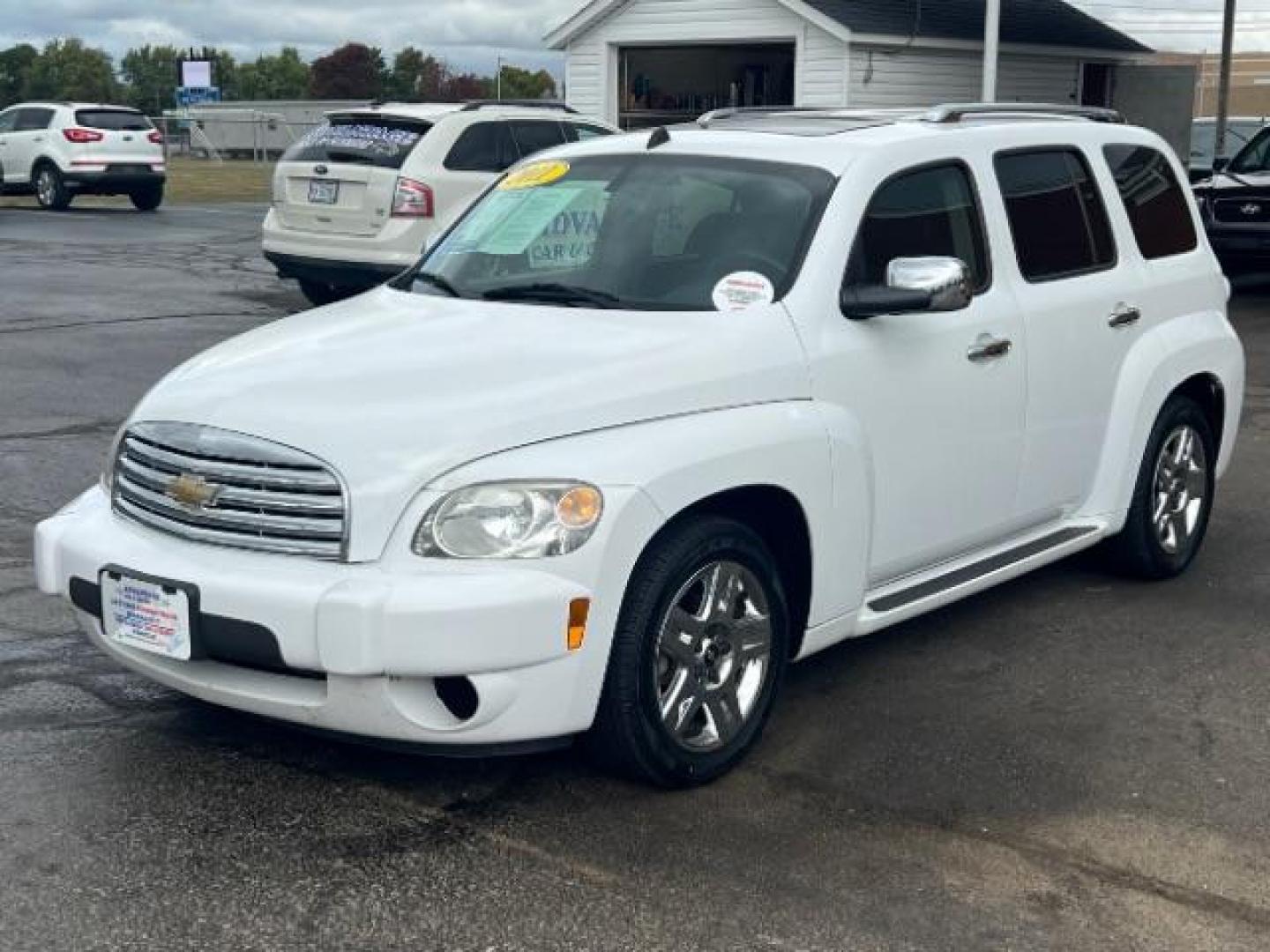 2011 Arctic Ice Chevrolet HHR 1LT (3GNBABFW7BS) with an 2.2L L4 DOHC 16V FFV engine, 4-Speed Automatic transmission, located at 880 E. National Road, Vandalia, OH, 45377, (937) 908-9800, 39.891918, -84.183594 - Photo#2