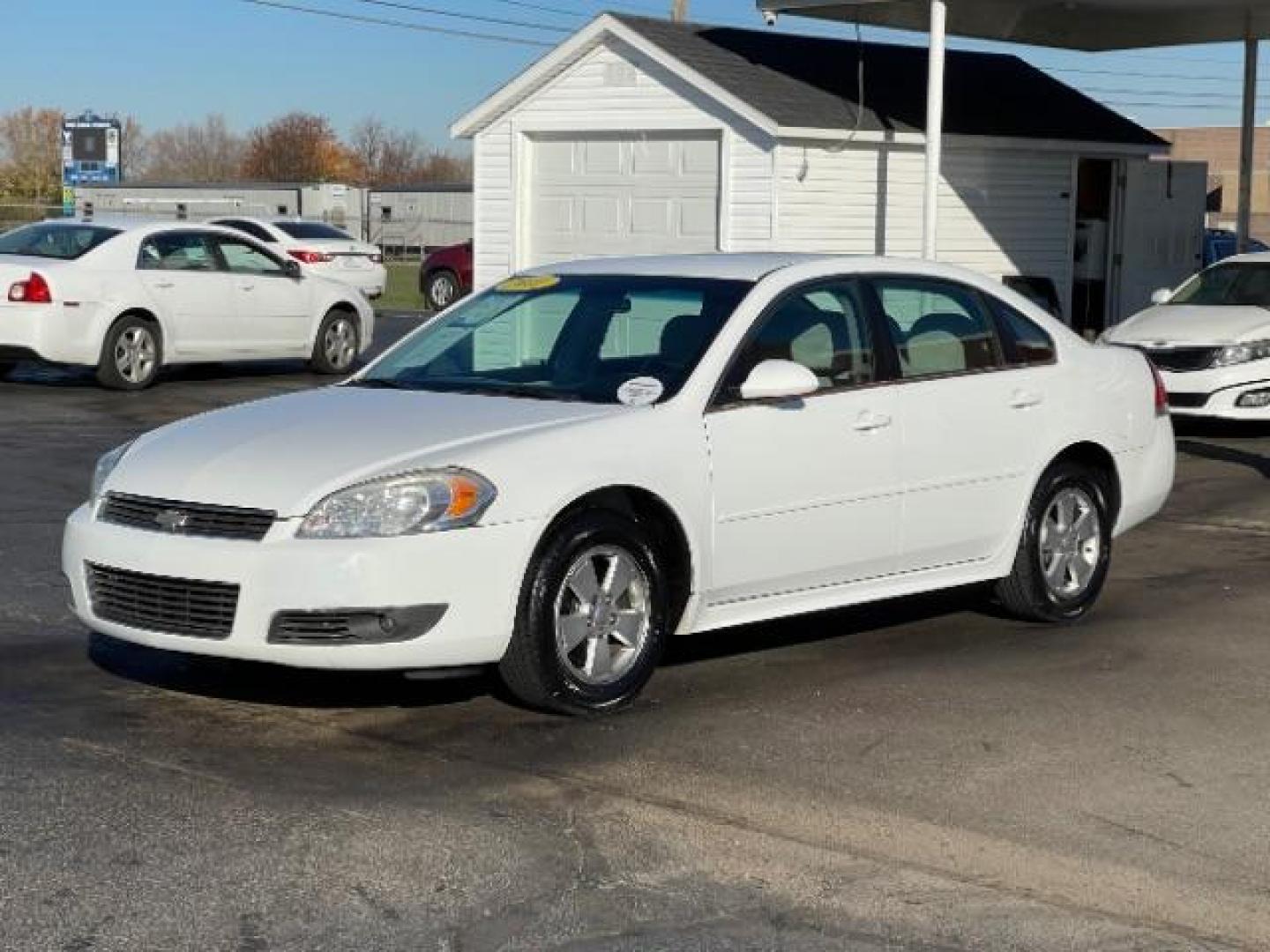 2011 Summit White Chevrolet Impala LT (2G1WG5EK0B1) with an 3.5L V6 OHV 16V FFV engine, 4-Speed Automatic transmission, located at 880 E. National Road, Vandalia, OH, 45377, (937) 908-9800, 39.891918, -84.183594 - Photo#1