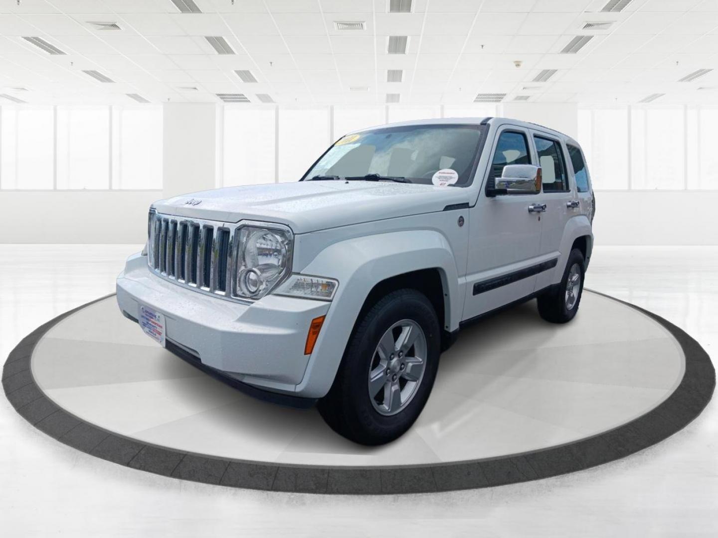 2011 Bright White Jeep Liberty (1J4PN2GK0BW) with an 3.7L V6 SOHC 12V engine, 4-Speed Automatic transmission, located at 4508 South Dixie Dr, Moraine, OH, 45439, (937) 908-9800, 39.689976, -84.218452 - Photo#7