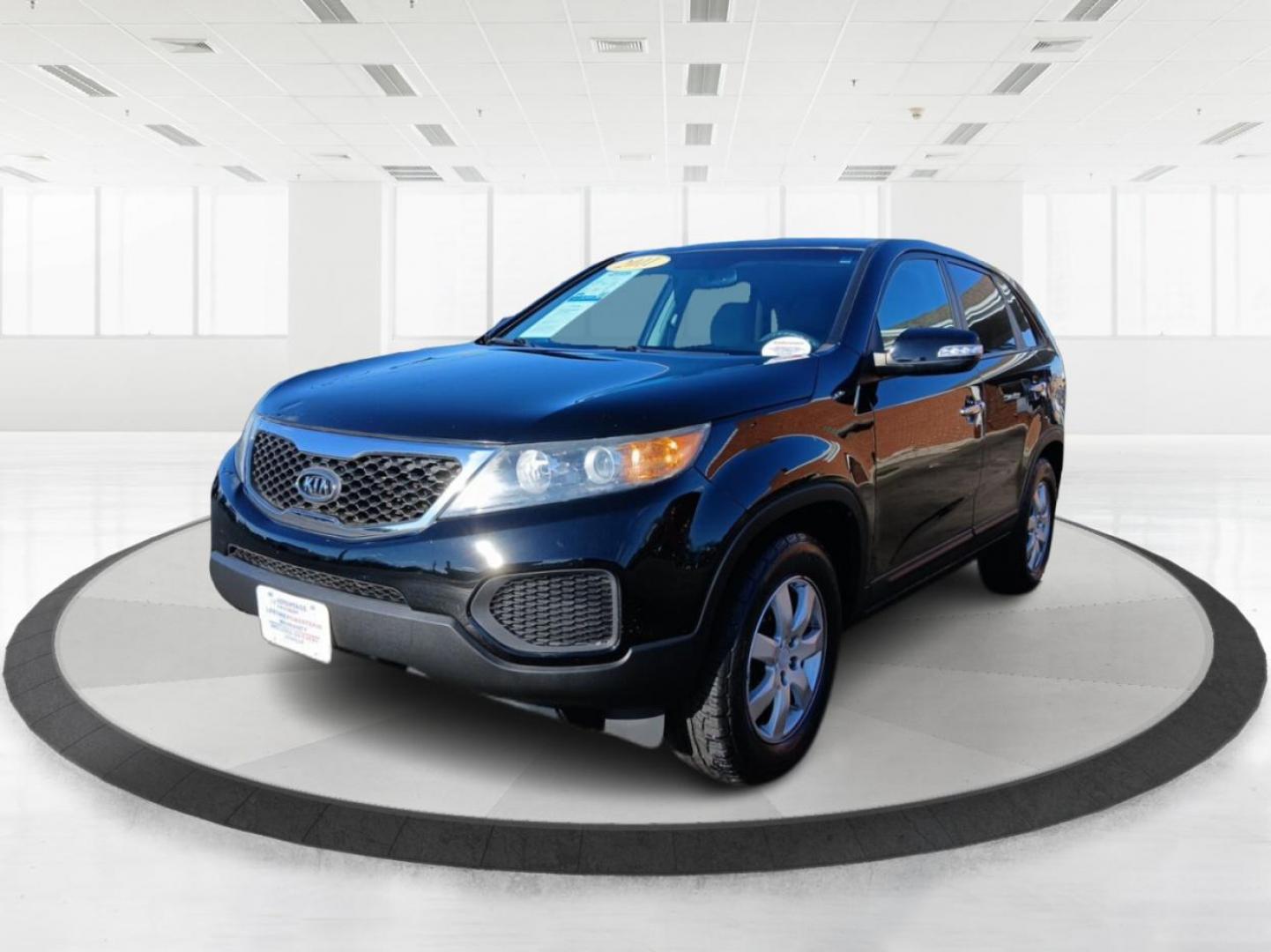 2011 Kia Sorento LX 2WD (5XYKT3A12BG) with an 2.4L L4 DOHC 16V engine, 6-Speed Automatic transmission, located at 401 Woodman Dr, Riverside, OH, 45431, (937) 908-9800, 39.760899, -84.123421 - 2011 Kia Sorento LX 2WD - Photo#7