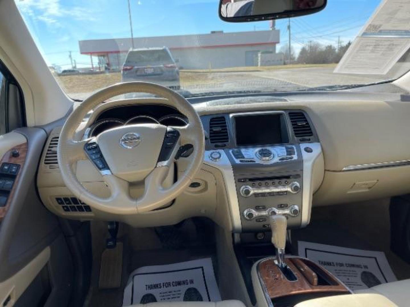 2011 Glacier Pearl Nissan Murano LE AWD (JN8AZ1MW8BW) with an 3.5L V6 DOHC 24V engine, Continuously Variable Transmission transmission, located at 401 Woodman Dr, Riverside, OH, 45431, (937) 908-9800, 39.760899, -84.123421 - Photo#8