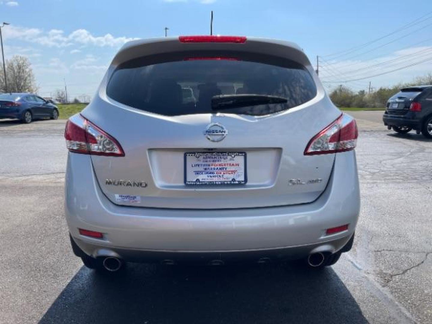 2011 Brilliant Silver Metallic Nissan Murano SL AWD (JN8AZ1MW1BW) with an 3.5L V6 DOHC 24V engine, Continuously Variable Transmission transmission, located at 401 Woodman Dr, Riverside, OH, 45431, (937) 908-9800, 39.760899, -84.123421 - Photo#5