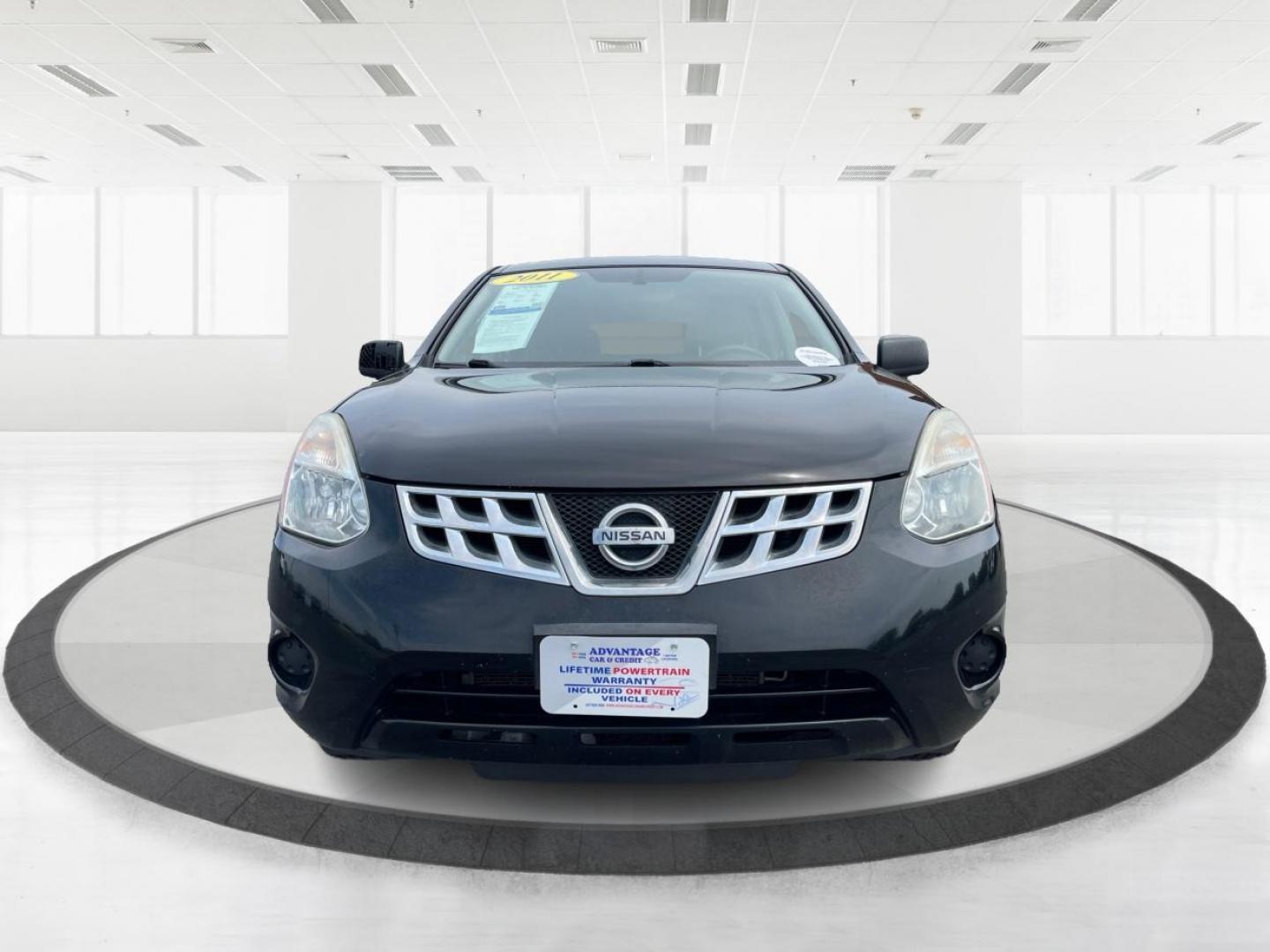 2011 Super Black Nissan Rogue S AWD (JN8AS5MV2BW) with an 2.5L L4 DOHC 16V engine, Continuously Variable Transmission transmission, located at 880 E. National Road, Vandalia, OH, 45377, (937) 908-9800, 39.891918, -84.183594 - Photo#6