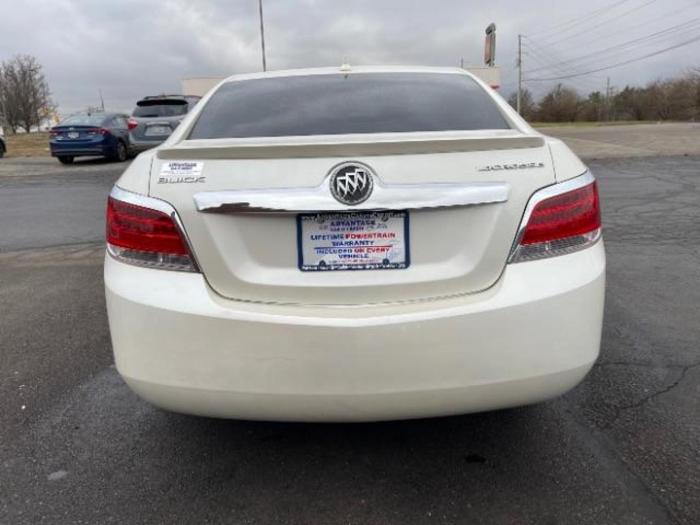 2012 Summit White Buick LaCrosse Leather Package (1G4GC5ER0CF) with an 2.4L L4 DOHC 16V engine, 6-Speed Automatic transmission, located at 1230 East Main St, Xenia, OH, 45385, (937) 908-9800, 39.688026, -83.910172 - Photo#3