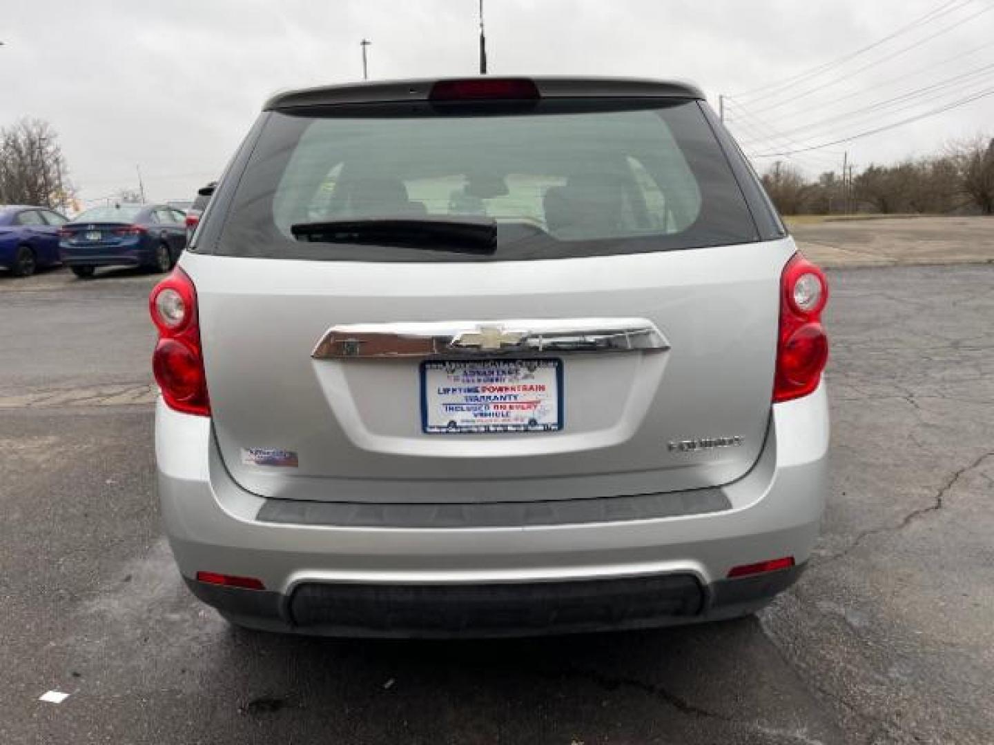 2012 Silver Ice Metallic Chevrolet Equinox LS 2WD (2GNALBEK4C1) with an 2.4L L4 DOHC 16V engine, 6-Speed Automatic transmission, located at 1230 East Main St, Xenia, OH, 45385, (937) 908-9800, 39.688026, -83.910172 - Photo#3