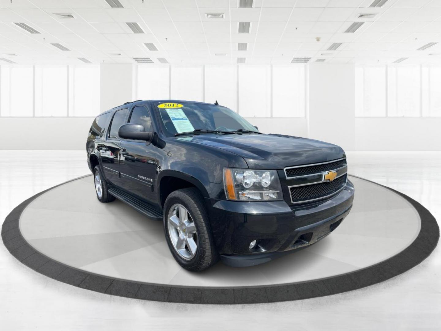 2012 Chevrolet Suburban LT 1500 4WD (1GNSKJE71CR) with an 5.3L V8 OHV 16V FFV engine, 6-Speed Automatic transmission, located at 1230 East Main St, Xenia, OH, 45385, (937) 908-9800, 39.688026, -83.910172 - Third Row - Photo#0