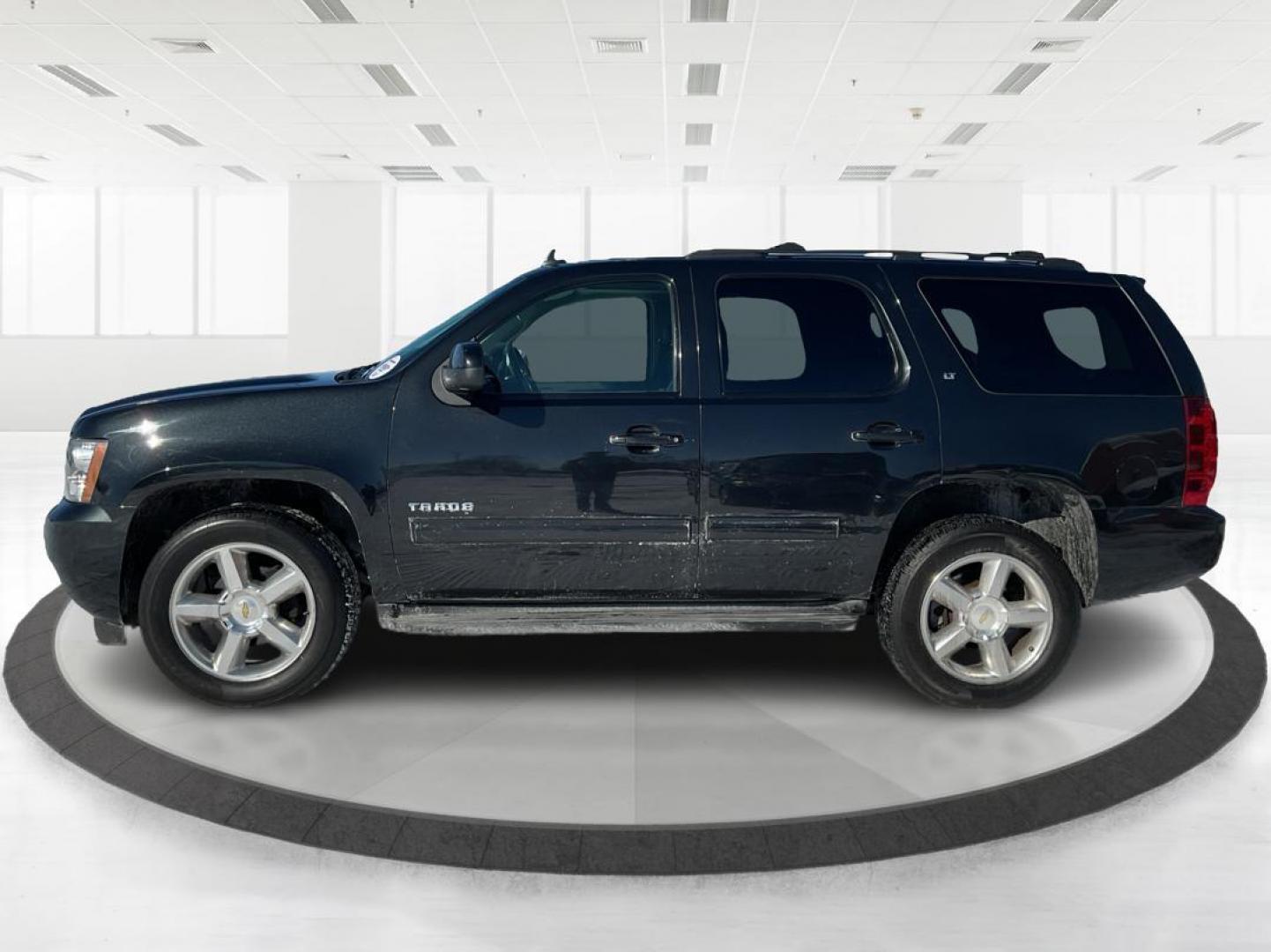 2012 Chevrolet Tahoe LT 4WD (1GNSKBE05CR) with an Other engine, located at 1951 S Dayton Lakeview Rd., New Carlisle, OH, 45344, (937) 908-9800, 39.890999, -84.050255 - Photo#5