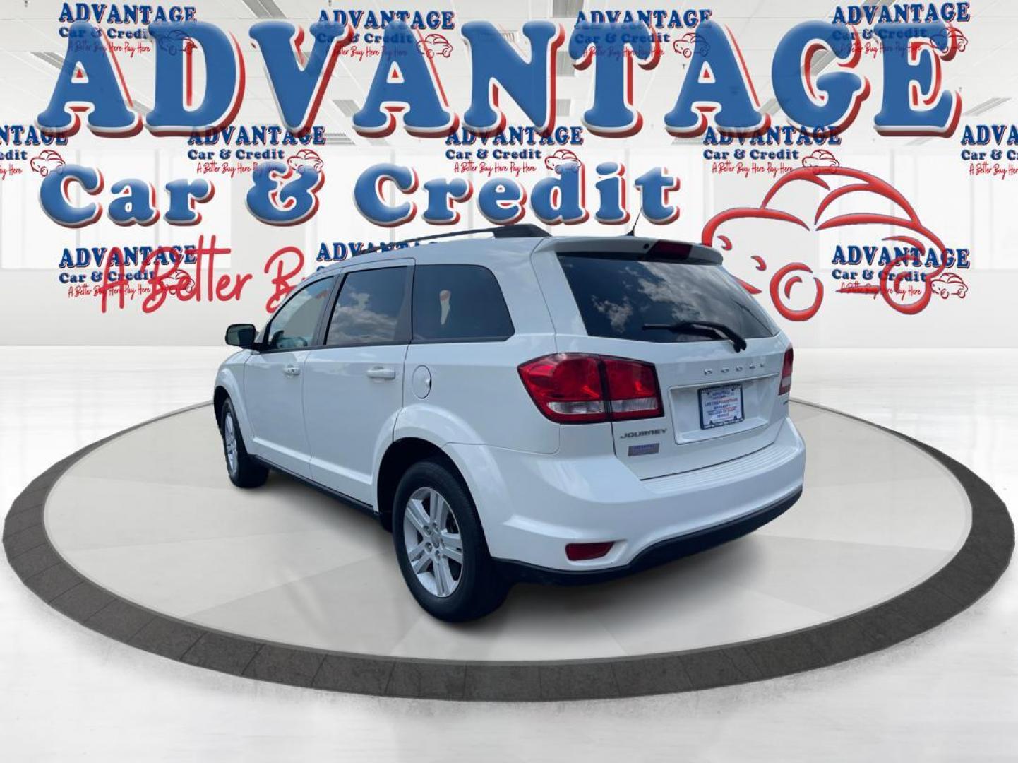 2012 White Dodge Journey (3C4PDCBB6CT) with an 2.4L L6 DOHC 16V engine, 6-Speed Automatic transmission, located at 1230 East Main St, Xenia, OH, 45385, (937) 908-9800, 39.688026, -83.910172 - Photo#4