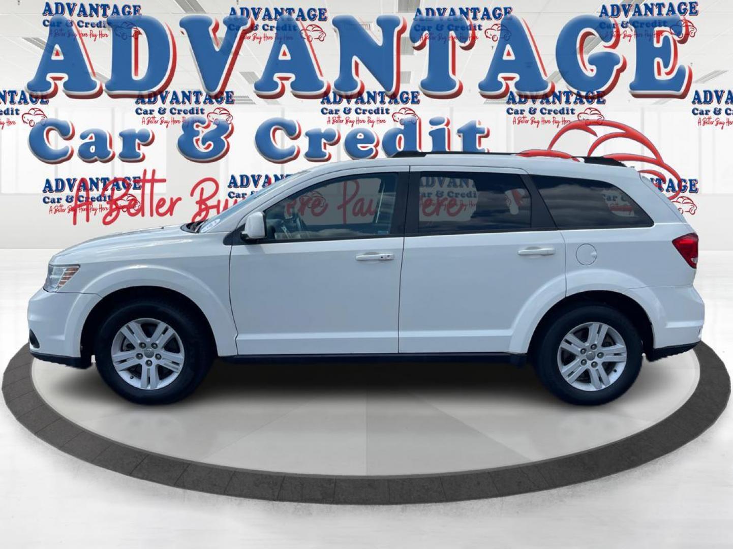 2012 White Dodge Journey (3C4PDCBB6CT) with an 2.4L L6 DOHC 16V engine, 6-Speed Automatic transmission, located at 1230 East Main St, Xenia, OH, 45385, (937) 908-9800, 39.688026, -83.910172 - Photo#5