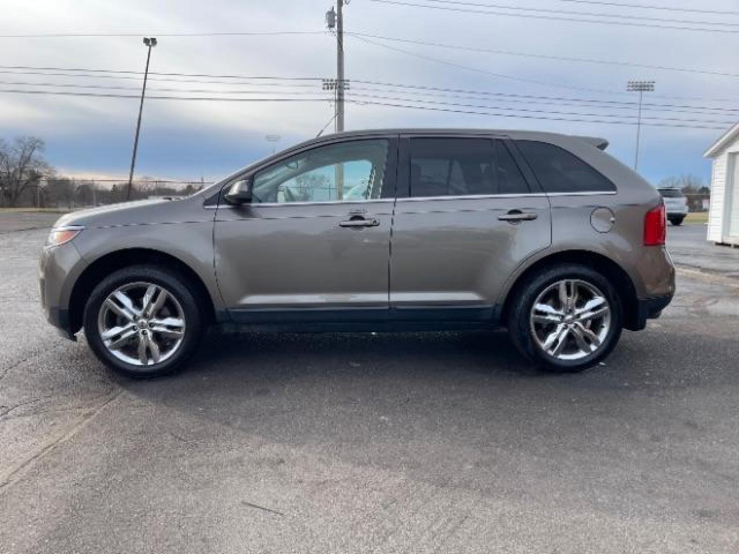 2012 Mineral Gray Metallic Ford Edge Limited AWD (2FMDK4KC7CB) with an 3.5L V6 DOHC 24V engine, 6-Speed Automatic transmission, located at 1951 S Dayton Lakeview Rd., New Carlisle, OH, 45344, (937) 908-9800, 39.890999, -84.050255 - Photo#2