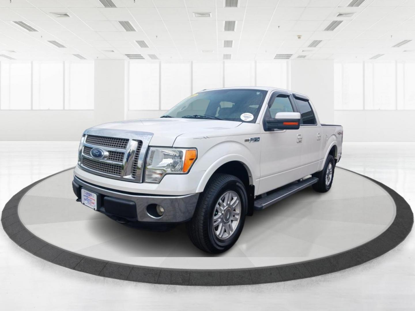 2012 White Platinum Metallic Tricoat Ford F-150 Lariat SuperCrew 5.5-ft. Bed 4WD (1FTFW1EFXCF) with an 5.0L V8 engine, 6-Speed Automatic transmission, located at 880 E. National Road, Vandalia, OH, 45377, (937) 908-9800, 39.891918, -84.183594 - Photo#7