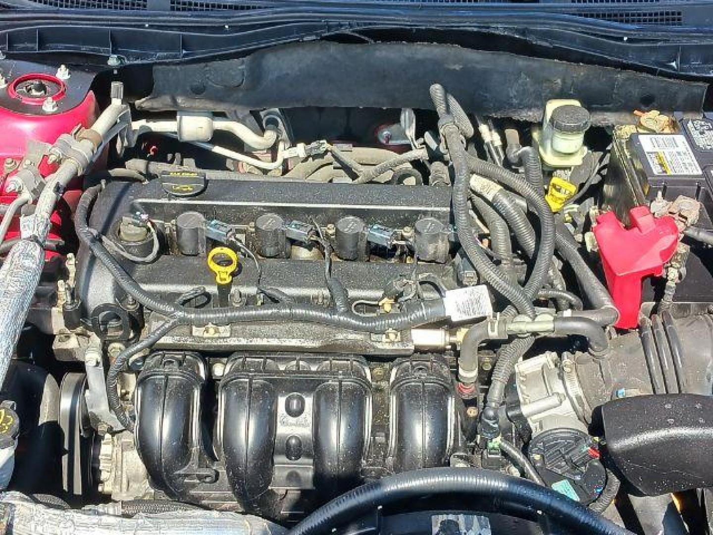 2012 Ford Fusion SE (3FAHP0HA2CR) with an 2.5L L4 DOHC 16V engine, located at 1951 S Dayton Lakeview Rd., New Carlisle, OH, 45344, (937) 908-9800, 39.890999, -84.050255 - 2012 Ford Fusion SE - Photo#25