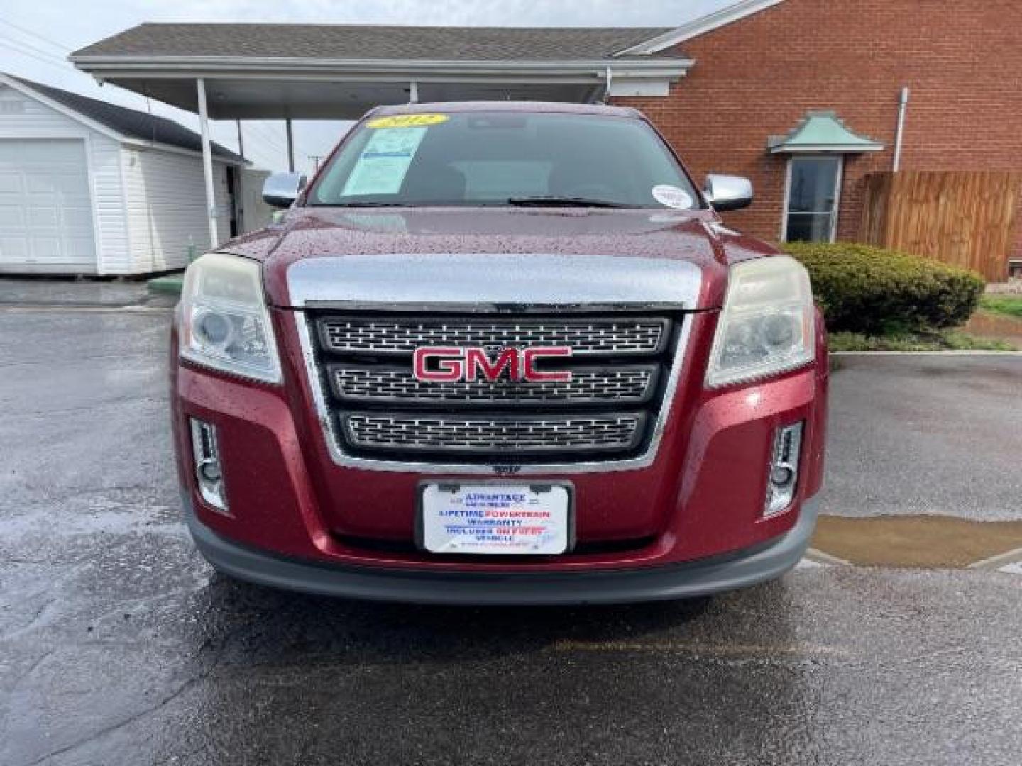 2012 Red GMC Terrain SLT2 AWD (2GKFLXE51C6) with an 3.0L V6 DOHC 24V engine, 6-Speed Automatic transmission, located at 401 Woodman Dr, Riverside, OH, 45431, (937) 908-9800, 39.760899, -84.123421 - Photo#4