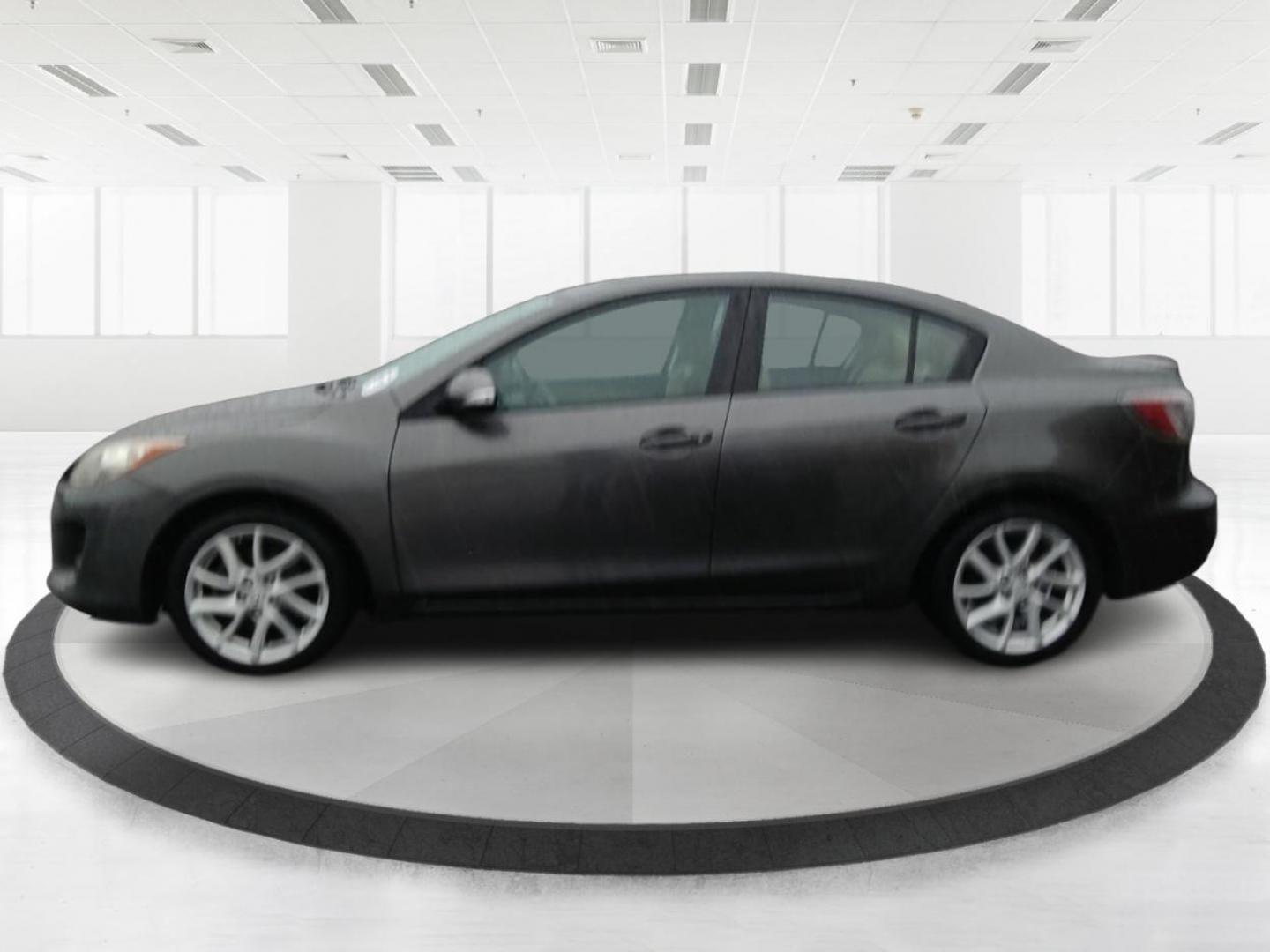 2012 Mazda MAZDA3 s Grand Touring 4-Door (JM1BL1W96C1) with an 2.5L L4 DOHC 16V engine, located at 1951 S Dayton Lakeview Rd., New Carlisle, OH, 45344, (937) 908-9800, 39.890999, -84.050255 - 2012 Mazda MAZDA3 s Grand Touring 4-Door - Photo#5