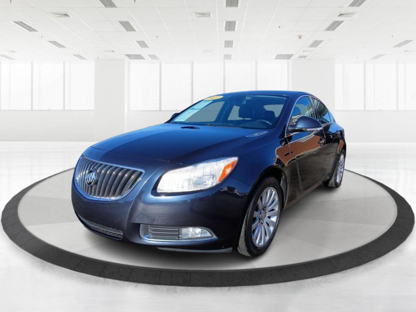 2013 Dark Blue Metallic Buick Regal Turbo Premium 1 (2G4GS5EV7D9) with an 2.0L L4 DOHC 16V TURBO engine, 6-Speed Automatic transmission, located at 4508 South Dixie Dr, Moraine, OH, 45439, (937) 908-9800, 39.689976, -84.218452 - Photo#7