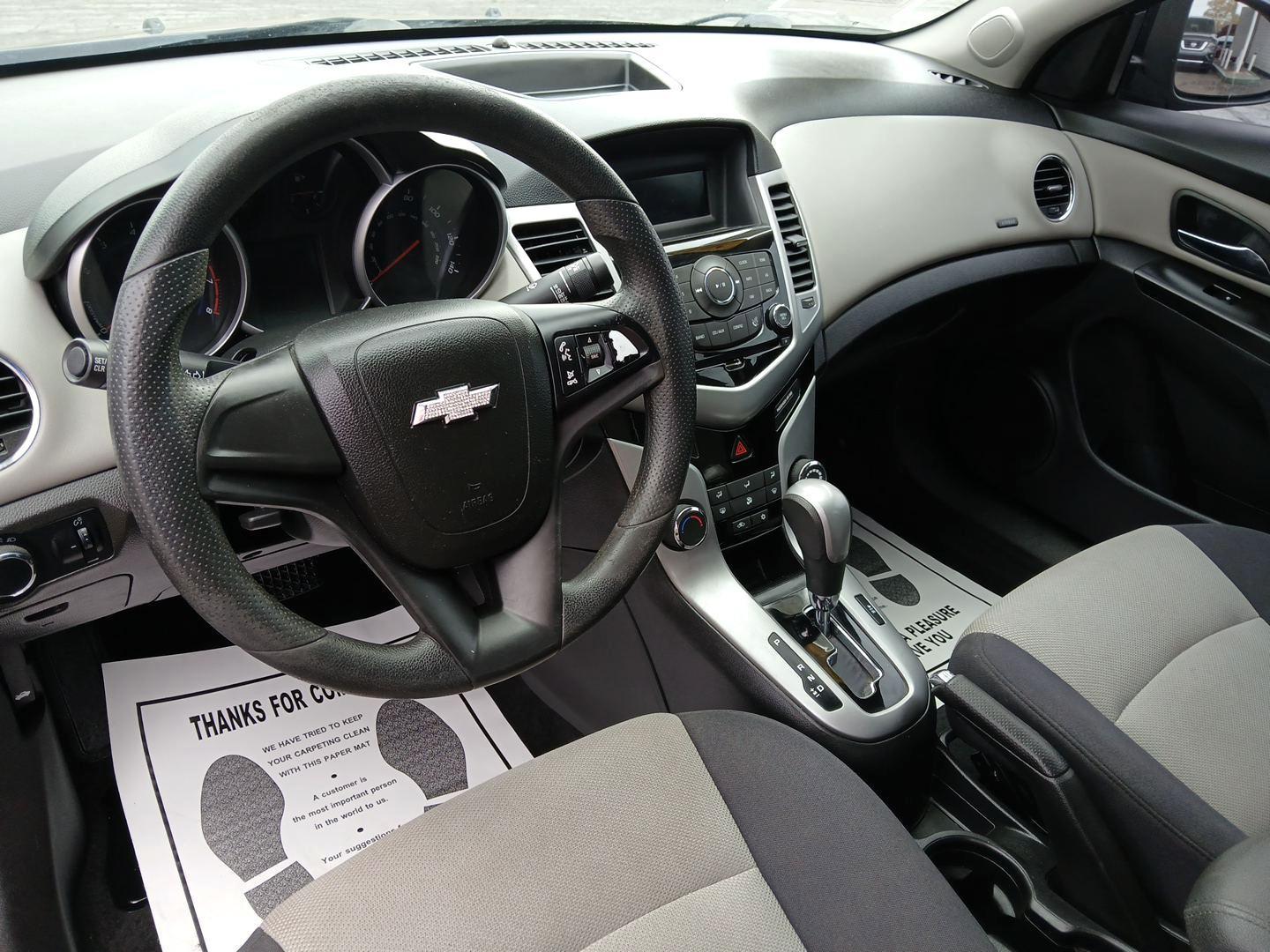 2013 Black Granite Metallic Chevrolet Cruze LS Auto (1G1PA5SH8D7) with an 1.8L L4 DOHC 16V FFV engine, 6-Speed Automatic transmission, located at 1184 Kauffman Ave, Fairborn, OH, 45324, (937) 908-9800, 39.807072, -84.030914 - Photo#7