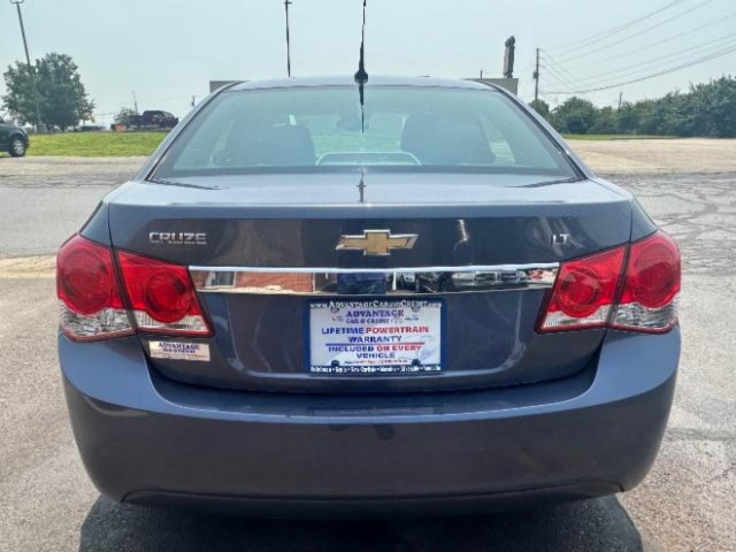 2013 Atlantis Blue Metallic Chevrolet Cruze 1LT Auto (1G1PC5SB3D7) with an 1.4L L4 DOHC 16V TURBO engine, 6-Speed Automatic transmission, located at 1230 East Main St, Xenia, OH, 45385, (937) 908-9800, 39.688026, -83.910172 - Photo#3