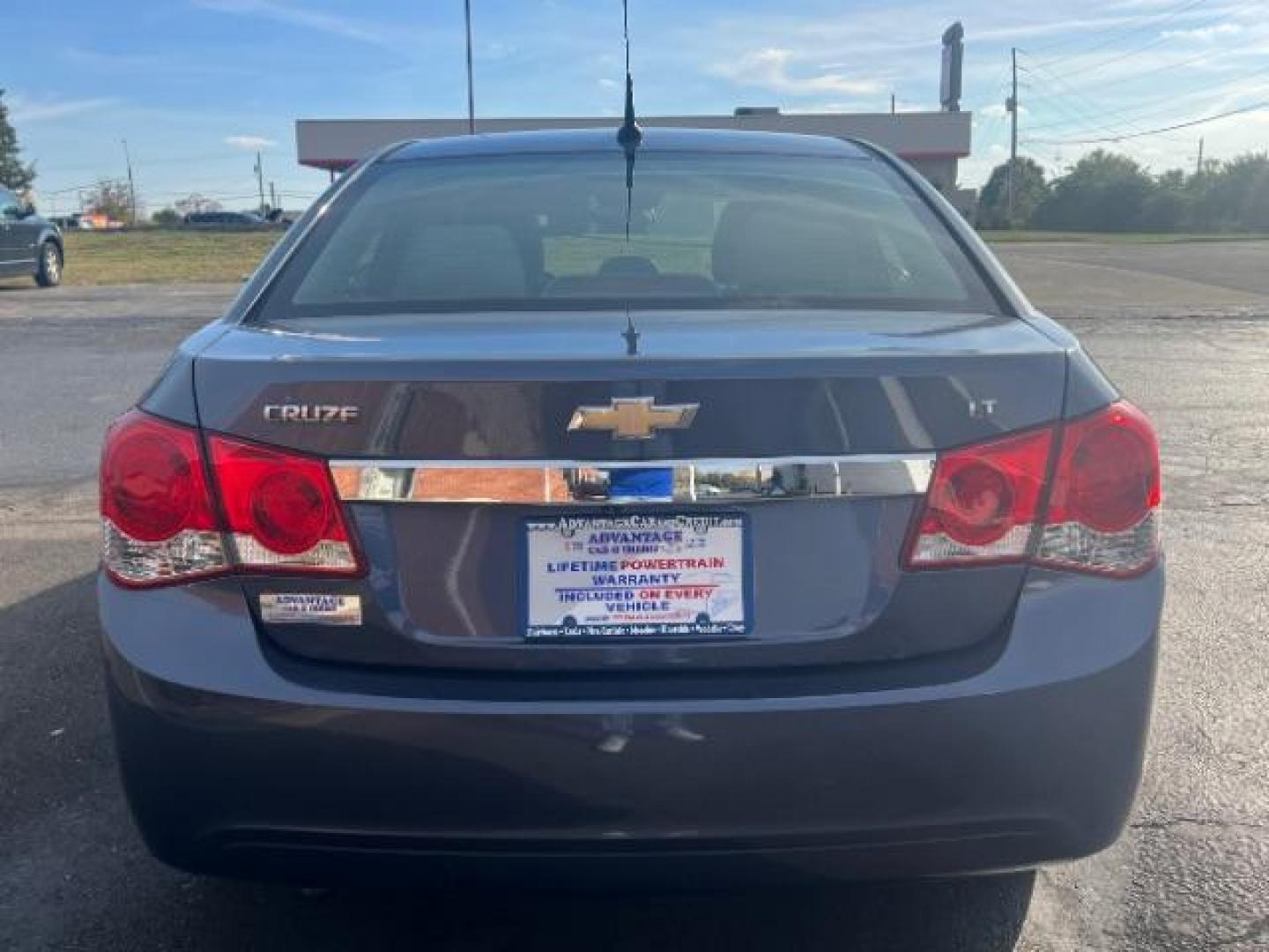 2013 Blue Topaz Metallic Chevrolet Cruze 1LT Auto (1G1PC5SB1D7) with an 1.4L L4 DOHC 16V TURBO engine, 6-Speed Automatic transmission, located at 1230 East Main St, Xenia, OH, 45385, (937) 908-9800, 39.688026, -83.910172 - Photo#4