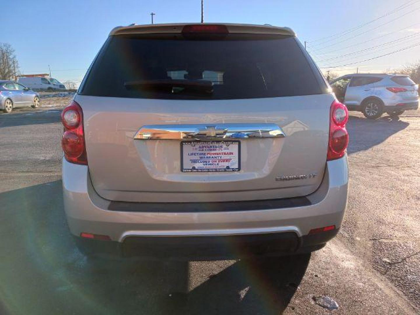 2013 Champagne Silver Metallic Chevrolet Equinox 1LT 2WD (2GNALDEK1D1) with an 2.4L L4 DOHC 16V engine, 6-Speed Automatic transmission, located at 401 Woodman Dr, Riverside, OH, 45431, (937) 908-9800, 39.760899, -84.123421 - Photo#5