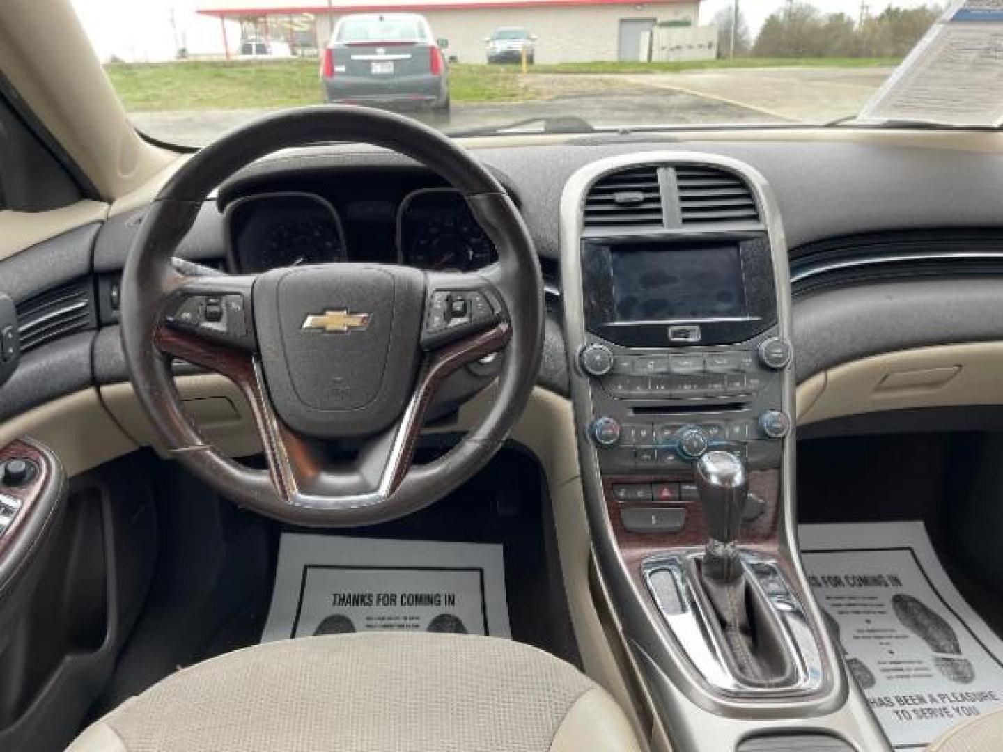 2013 White Diamond Tricoat Chevrolet Malibu 2LT (1G11E5SAXDF) with an 2.5L L4 DOHC 16V engine, 6-Speed Automatic transmission, located at 1951 S Dayton Lakeview Rd., New Carlisle, OH, 45344, (937) 908-9800, 39.890999, -84.050255 - Photo#8