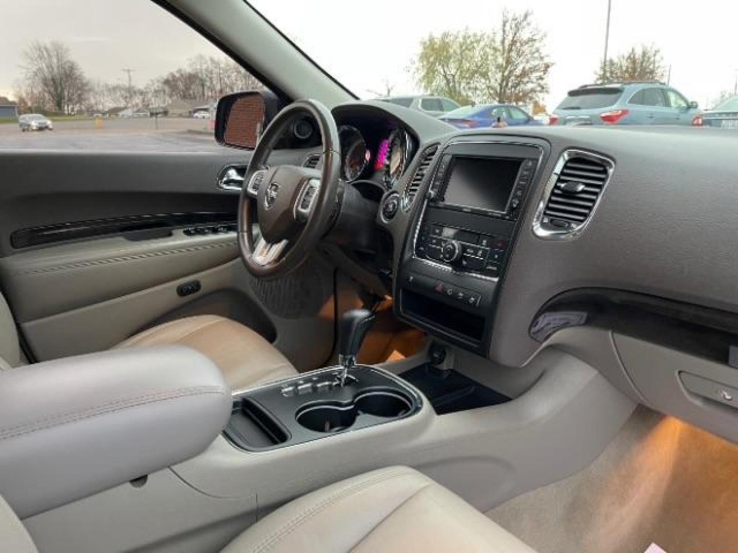 2013 Brilliant Black Crystal Pearl Dodge Durango Crew AWD (1C4RDJDG4DC) with an 3.6L V6 DOHC 24V engine, 5-Speed Automatic transmission, located at 1099 N County Rd 25A , Troy, OH, 45373, (937) 908-9800, 40.057079, -84.212883 - Photo#8