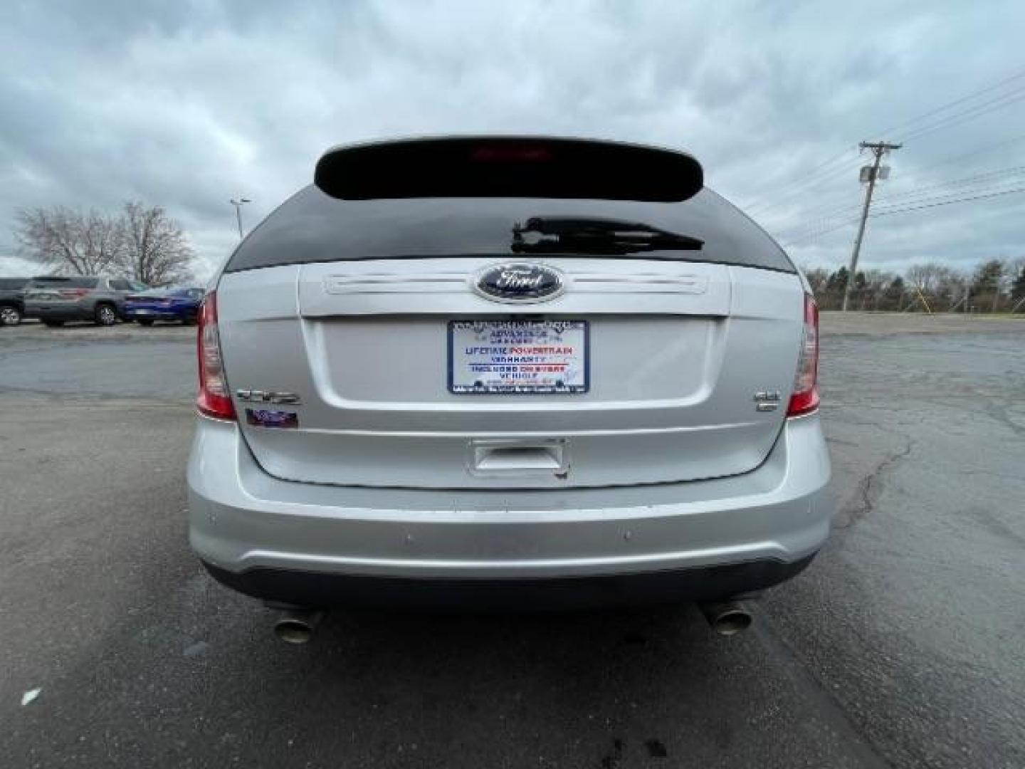 2013 Ingot Silver Metallic Ford Edge SEL AWD (2FMDK4JC9DB) with an 3.5L V6 DOHC 24V engine, 6-Speed Automatic transmission, located at 1951 S Dayton Lakeview Rd., New Carlisle, OH, 45344, (937) 908-9800, 39.890999, -84.050255 - Photo#4