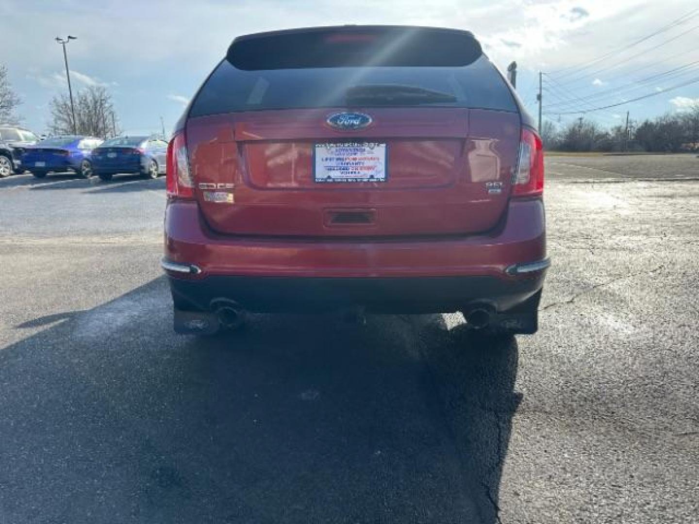 2013 Ruby Red Metallic Ford Edge SEL AWD (2FMDK4JC0DB) with an 3.5L V6 DOHC 24V engine, 6-Speed Automatic transmission, located at 1230 East Main St, Xenia, OH, 45385, (937) 908-9800, 39.688026, -83.910172 - Photo#3