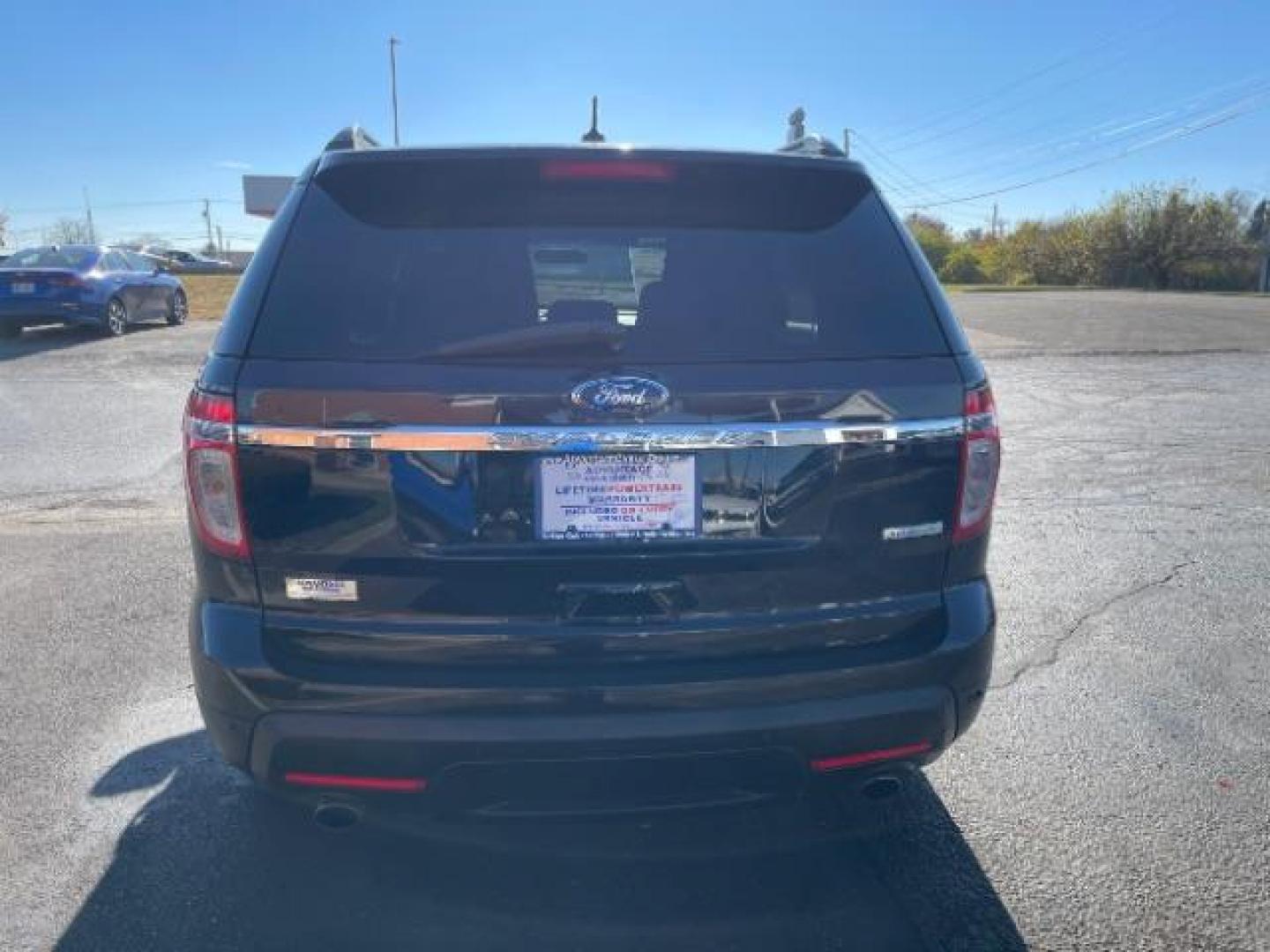 2013 Tuxedo Black Metallic Ford Explorer Base FWD (1FM5K7B99DG) with an 2.0L L4 DOHC 16V TURBO engine, 6-Speed Automatic transmission, located at 880 E. National Road, Vandalia, OH, 45377, (937) 908-9800, 39.891918, -84.183594 - Photo#3