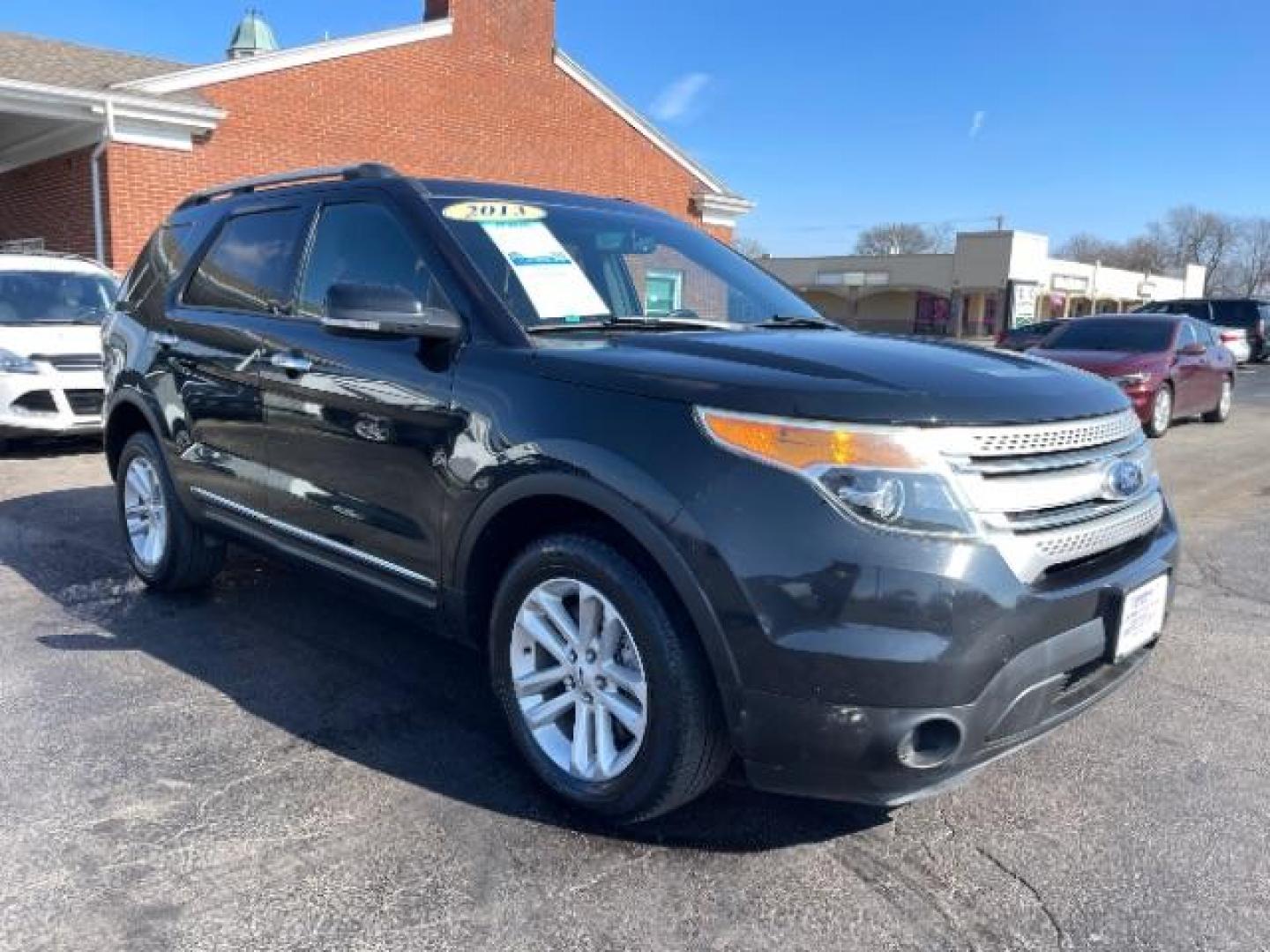 2013 Tuxedo Black Metallic Ford Explorer XLT 4WD (1FM5K8D83DG) with an 3.5L V6 DOHC 24V engine, 6-Speed Automatic transmission, located at 1184 Kauffman Ave, Fairborn, OH, 45324, (937) 908-9800, 39.807072, -84.030914 - Photo#0