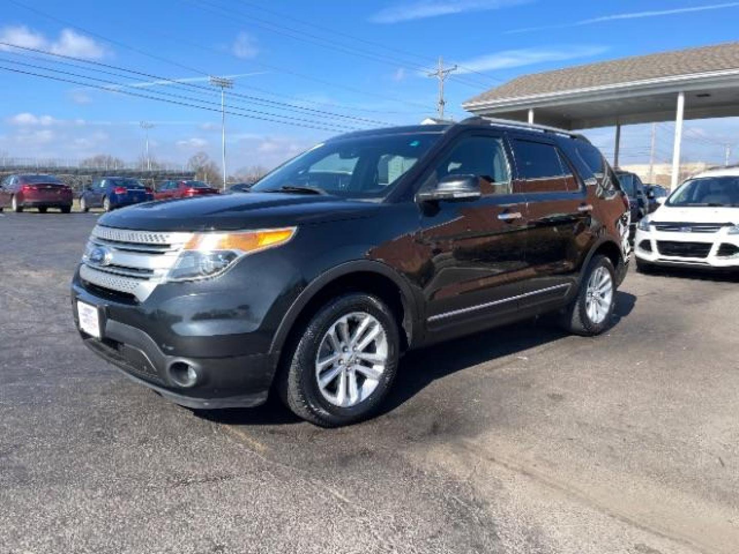 2013 Tuxedo Black Metallic Ford Explorer XLT 4WD (1FM5K8D83DG) with an 3.5L V6 DOHC 24V engine, 6-Speed Automatic transmission, located at 1184 Kauffman Ave, Fairborn, OH, 45324, (937) 908-9800, 39.807072, -84.030914 - Photo#1