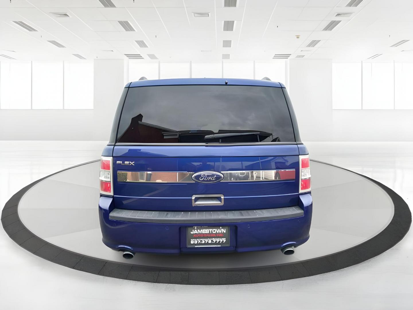 2013 Deep Impact Blue Metallic Ford Flex SE FWD (2FMGK5B8XDB) with an 3.5L V6 DOHC 24V engine, 6-Speed Automatic Overdrive transmission, located at 1951 S Dayton Lakeview Rd., New Carlisle, OH, 45344, (937) 908-9800, 39.890999, -84.050255 - Photo#2