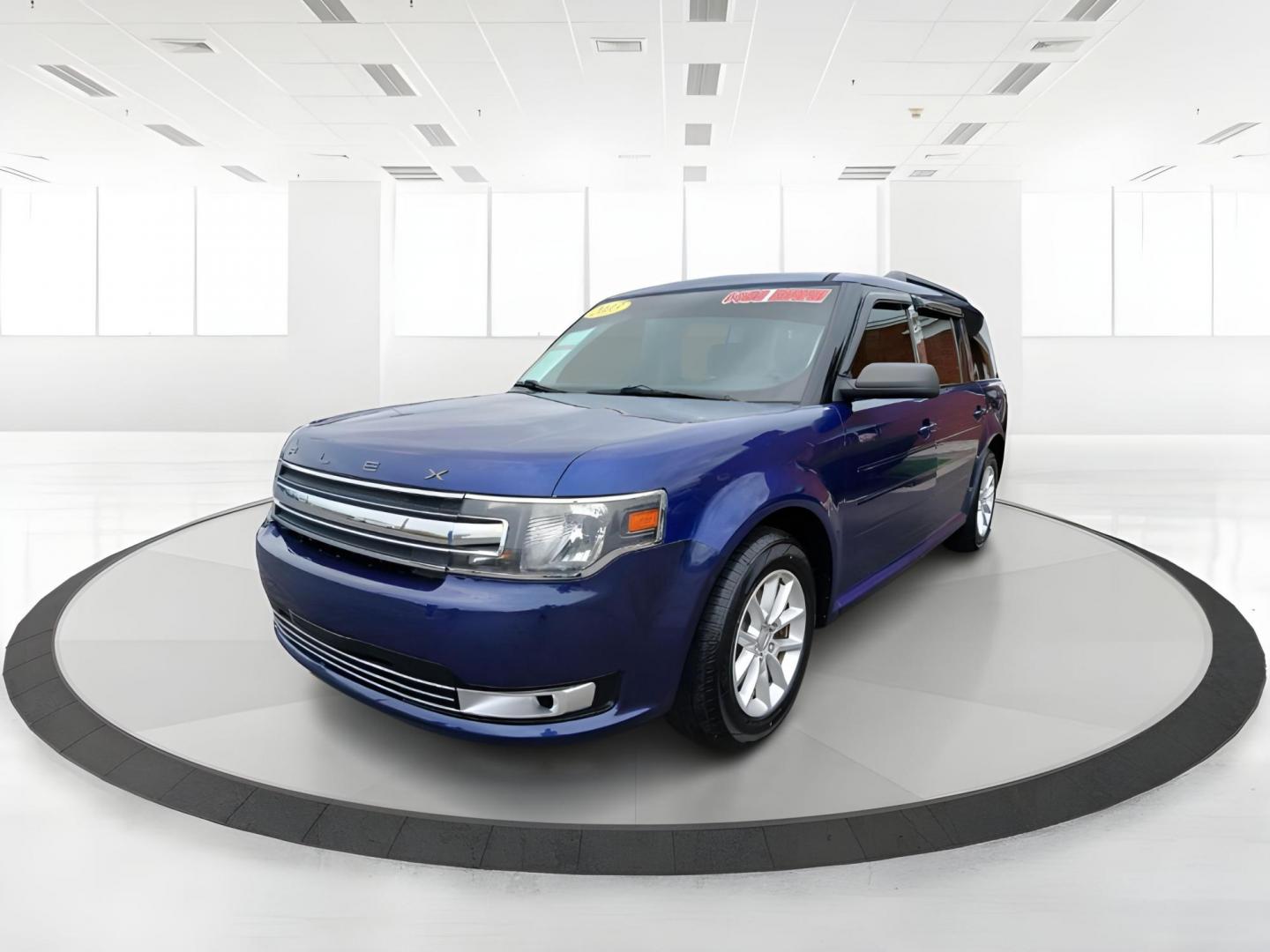 2013 Deep Impact Blue Metallic Ford Flex SE FWD (2FMGK5B8XDB) with an 3.5L V6 DOHC 24V engine, 6-Speed Automatic Overdrive transmission, located at 1951 S Dayton Lakeview Rd., New Carlisle, OH, 45344, (937) 908-9800, 39.890999, -84.050255 - Photo#5