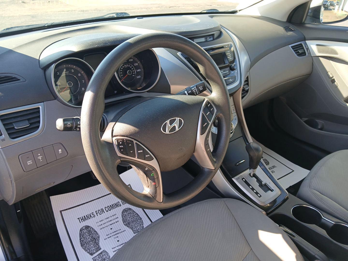 2013 Radiant Silver Metallic Hyundai Elantra Limited (5NPDH4AEXDH) with an 1.8L L4 DOHC 16V engine, 6-Speed Automatic transmission, located at 1951 S Dayton Lakeview Rd., New Carlisle, OH, 45344, (937) 908-9800, 39.890999, -84.050255 - Photo#8