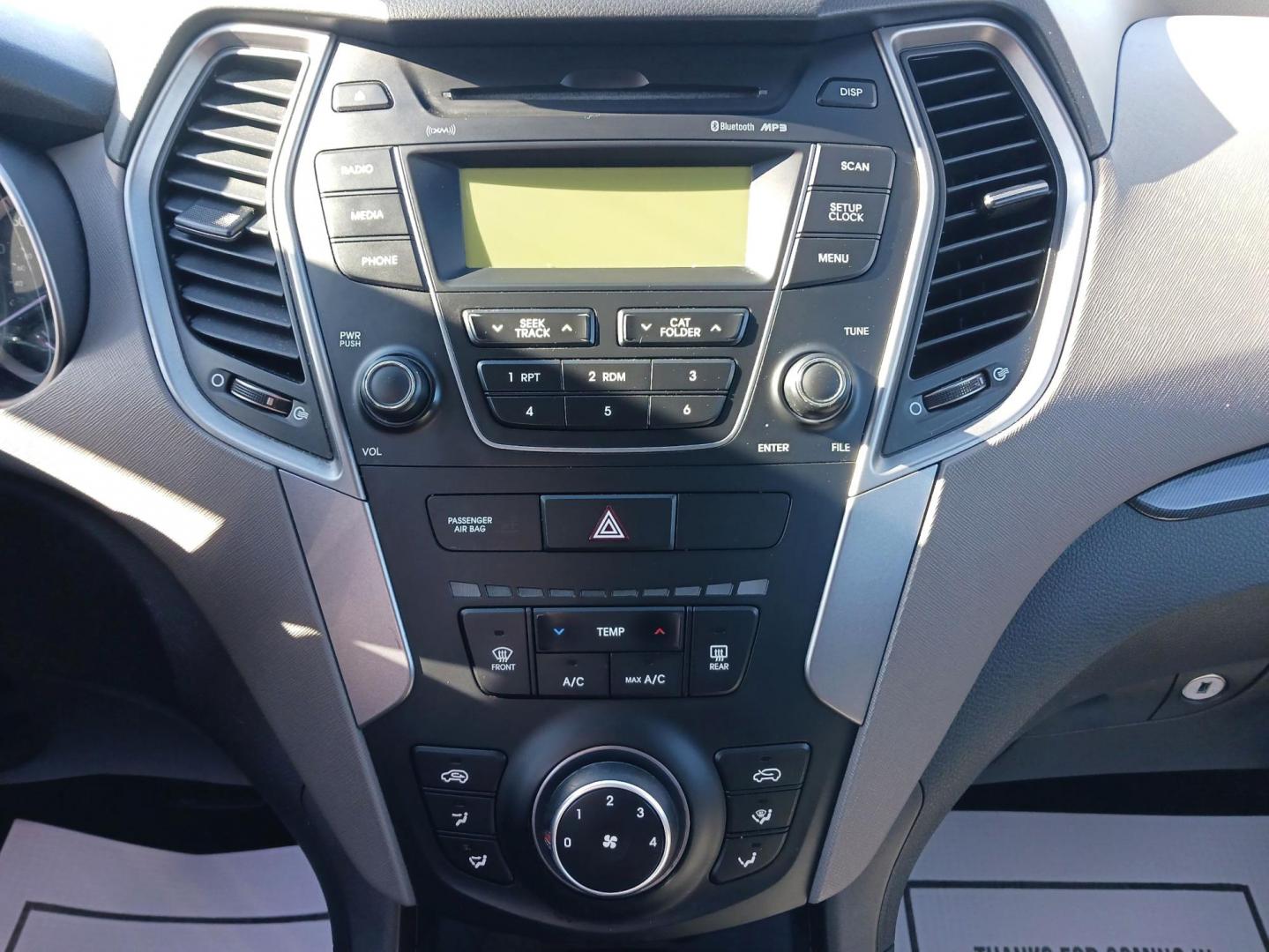 2013 Frost White Pearl Hyundai Santa Fe (5XYZTDLB7DG) with an 2.4L L4 DOHC 16V engine, 6-Speed Automatic transmission, located at 880 E. National Road, Vandalia, OH, 45377, (937) 908-9800, 39.891918, -84.183594 - Photo#12