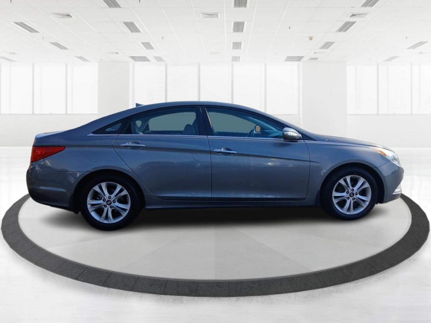 2013 Gray Hyundai Sonata Limited Auto (5NPEC4AC7DH) with an 2.4L L4 DOHC 16V engine, 6-Speed Automatic transmission, located at 401 Woodman Dr, Riverside, OH, 45431, (937) 908-9800, 39.760899, -84.123421 - Photo#1