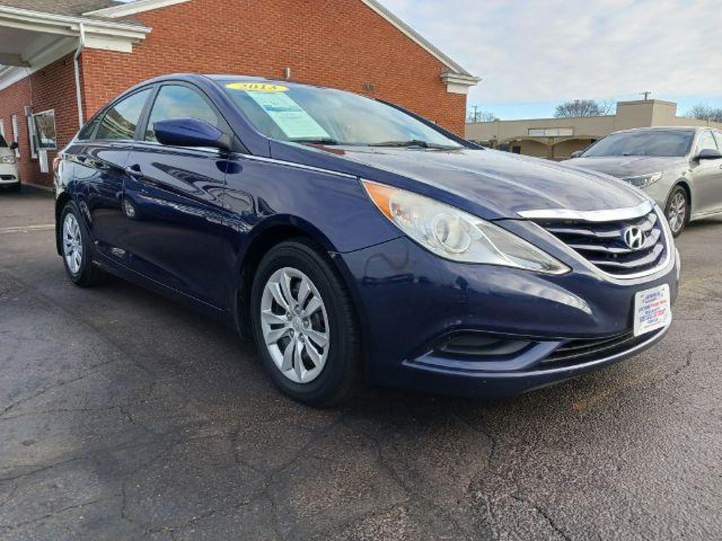 2013 Blue Hyundai Sonata GLS (5NPEB4AC8DH) with an 2.4L L4 DOHC 16V engine, 6-Speed Automatic transmission, located at 1099 N County Rd 25A , Troy, OH, 45373, (937) 908-9800, 40.057079, -84.212883 - Photo#0