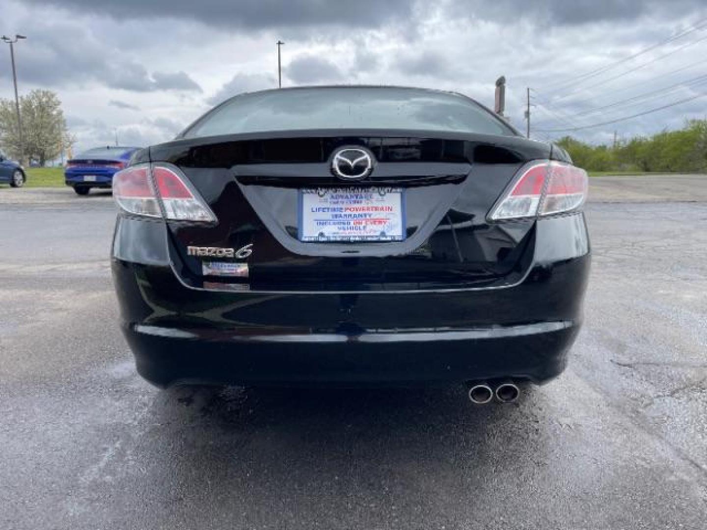 2013 Ebony Black Mazda Mazda6 i Sport (1YVHZ8BH8D5) with an 2.5L L4 DOHC 16V engine, 6-Speed Automatic transmission, located at 4508 South Dixie Dr, Moraine, OH, 45439, (937) 908-9800, 39.689976, -84.218452 - Photo#5