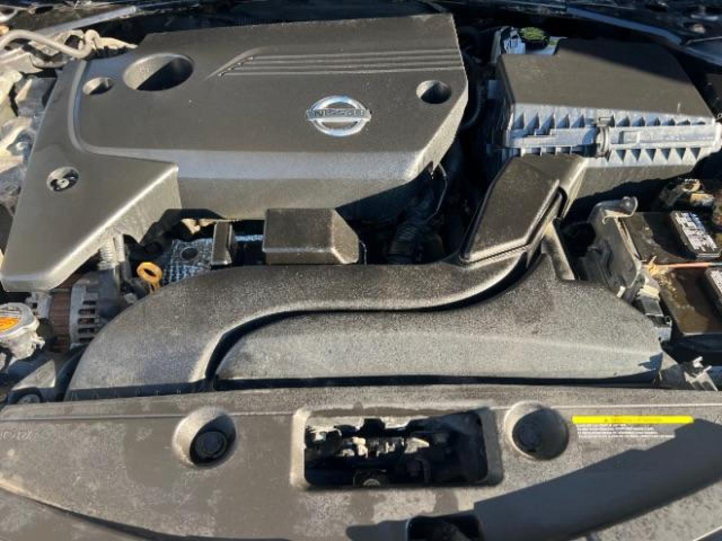 2013 Metallic Slate Nissan Altima 2.5 SV (1N4AL3AP9DC) with an 2.5L L4 DOHC 16V engine, located at 1951 S Dayton Lakeview Rd., New Carlisle, OH, 45344, (937) 908-9800, 39.890999, -84.050255 - Photo#11