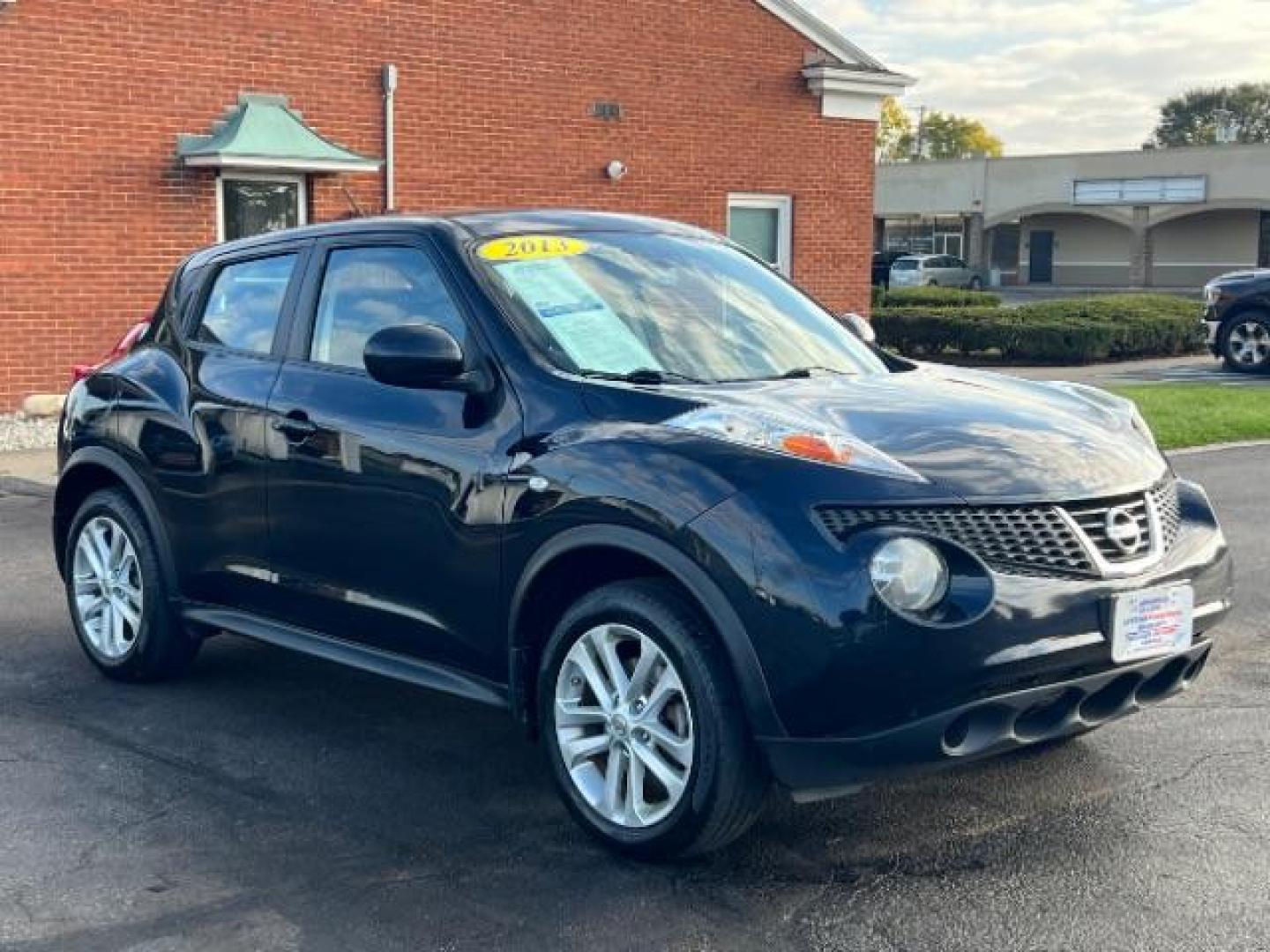 2013 Sapphire Black Nissan Juke S AWD (JN8AF5MV2DT) with an 1.6L L4 DOHC 16V engine, Continuously Variable Transmission transmission, located at 1099 N County Rd 25A , Troy, OH, 45373, (937) 908-9800, 40.057079, -84.212883 - Photo#0