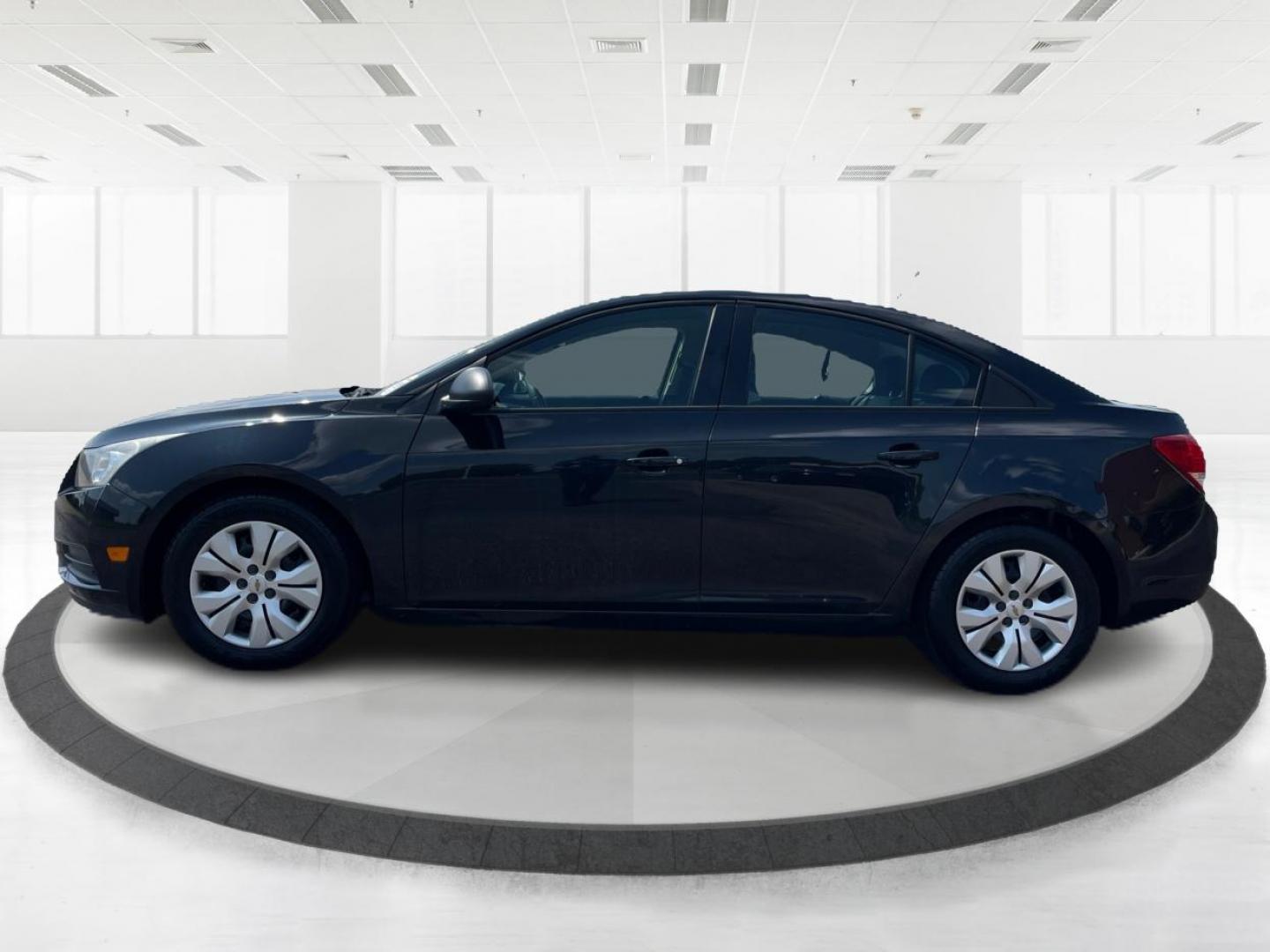 2014 Black Granite Metallic Chevrolet Cruze (1G1PA5SH3E7) with an 1.8L L4 DOHC 16V FFV engine, 6-Speed Automatic transmission, located at 1184 Kauffman Ave, Fairborn, OH, 45324, (937) 908-9800, 39.807072, -84.030914 - Photo#5