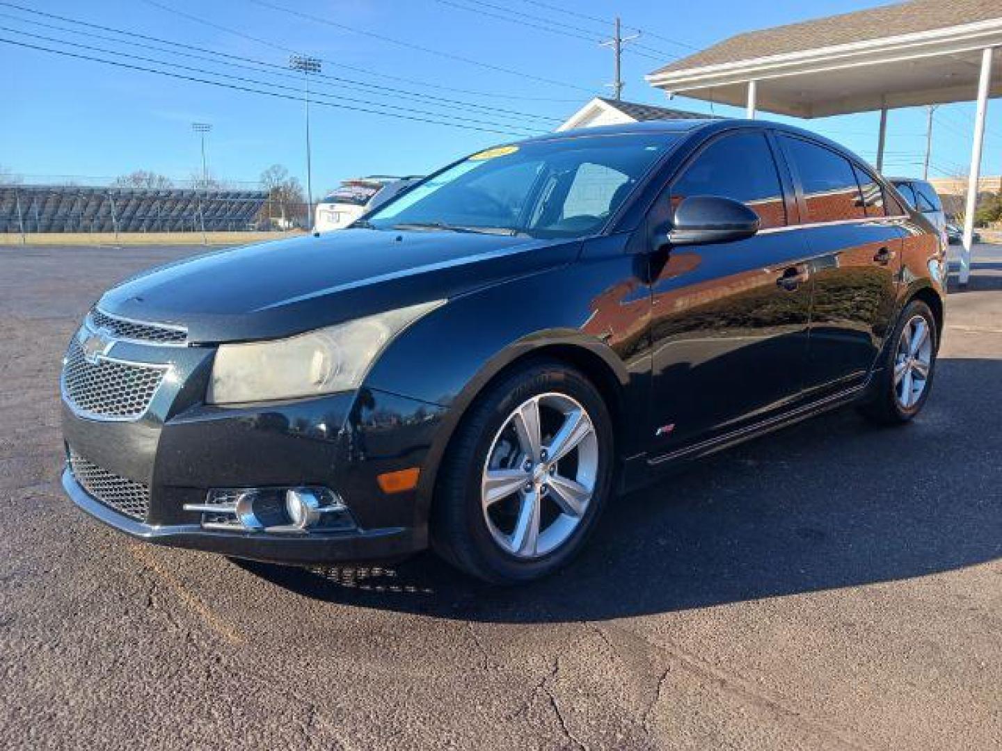 2014 Black Granite Metallic Chevrolet Cruze 2LT Auto (1G1PE5SB8E7) with an 1.4L L4 DOHC 16V TURBO engine, 6-Speed Automatic transmission, located at 1230 East Main St, Xenia, OH, 45385, (937) 908-9800, 39.688026, -83.910172 - Photo#2