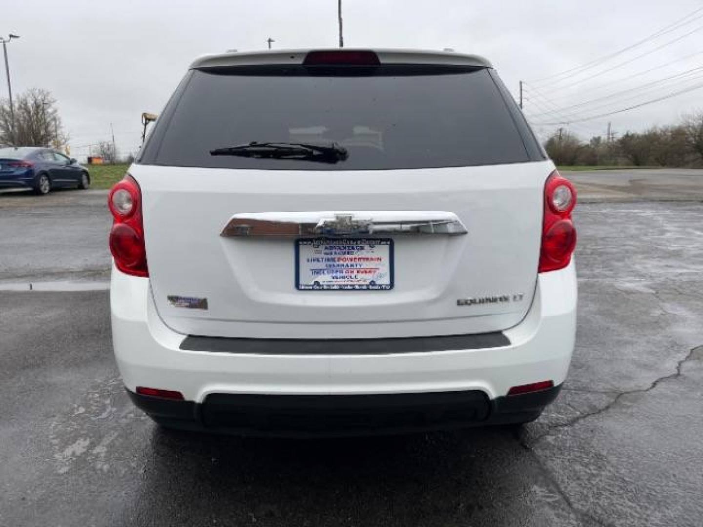 2014 White Diamond Tricoat Chevrolet Equinox 2LT 2WD (2GNALCEK5E6) with an 2.4L L4 DOHC 16V FFV engine, 6-Speed Automatic transmission, located at 1099 N County Rd 25A , Troy, OH, 45373, (937) 908-9800, 40.057079, -84.212883 - Photo#5