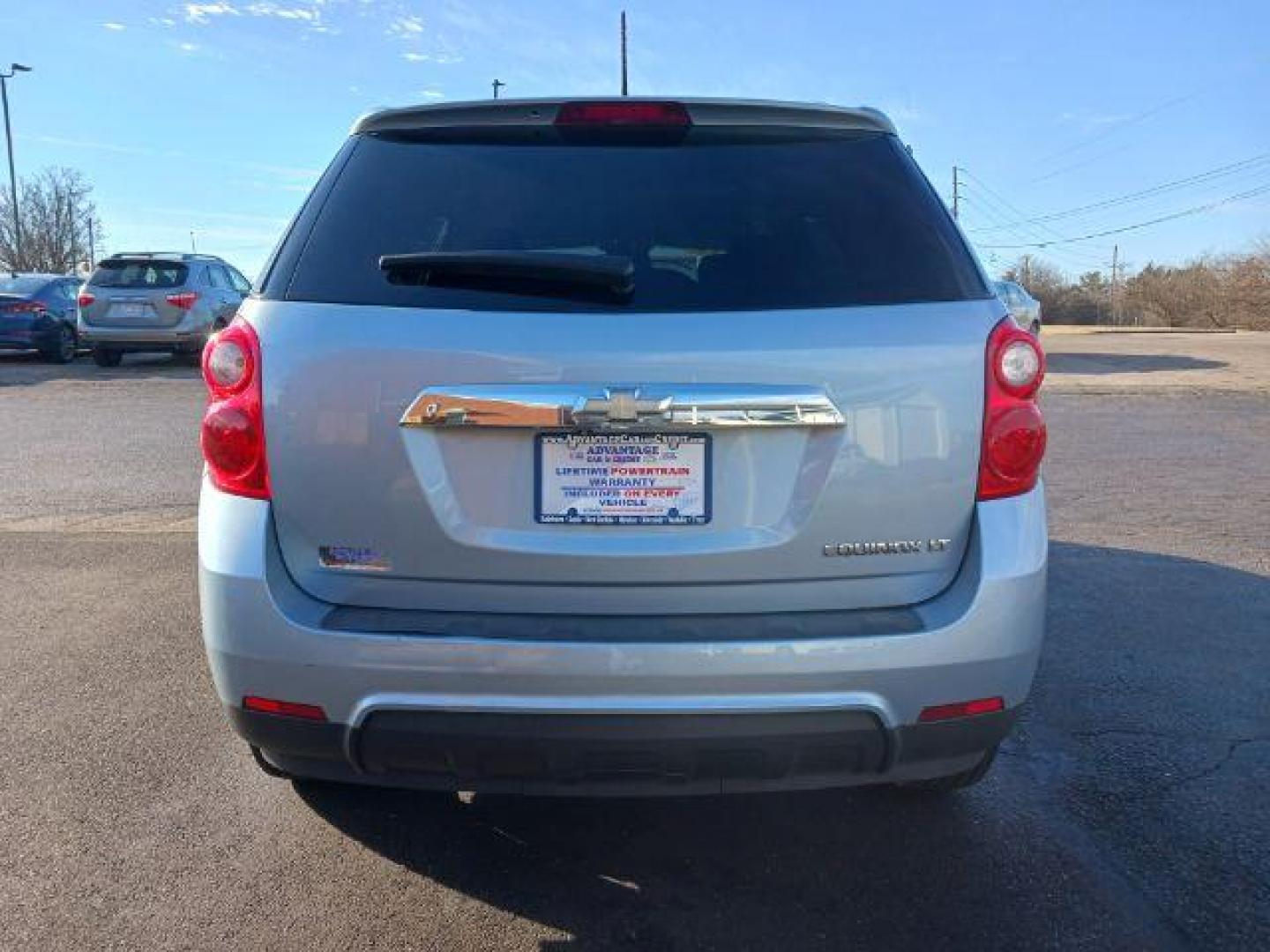 2014 Blue Chevrolet Equinox 2LT 2WD (2GNALCEK0E6) with an 2.4L L4 DOHC 16V FFV engine, 6-Speed Automatic transmission, located at 880 E. National Road, Vandalia, OH, 45377, (937) 908-9800, 39.891918, -84.183594 - Photo#5